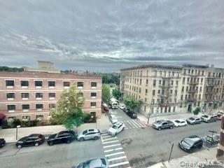 365 E 197th Street Property Photo 26