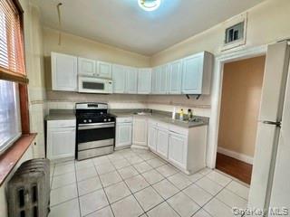 365 E 197th Street Property Photo 27
