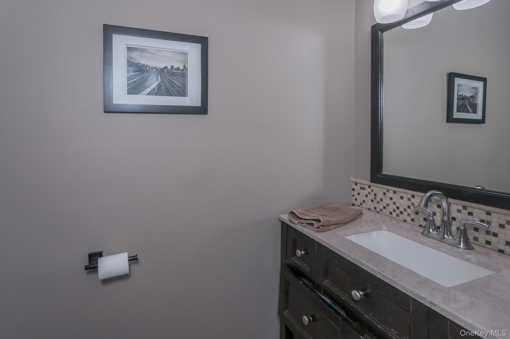 12 Midland Avenue Property Photo 15