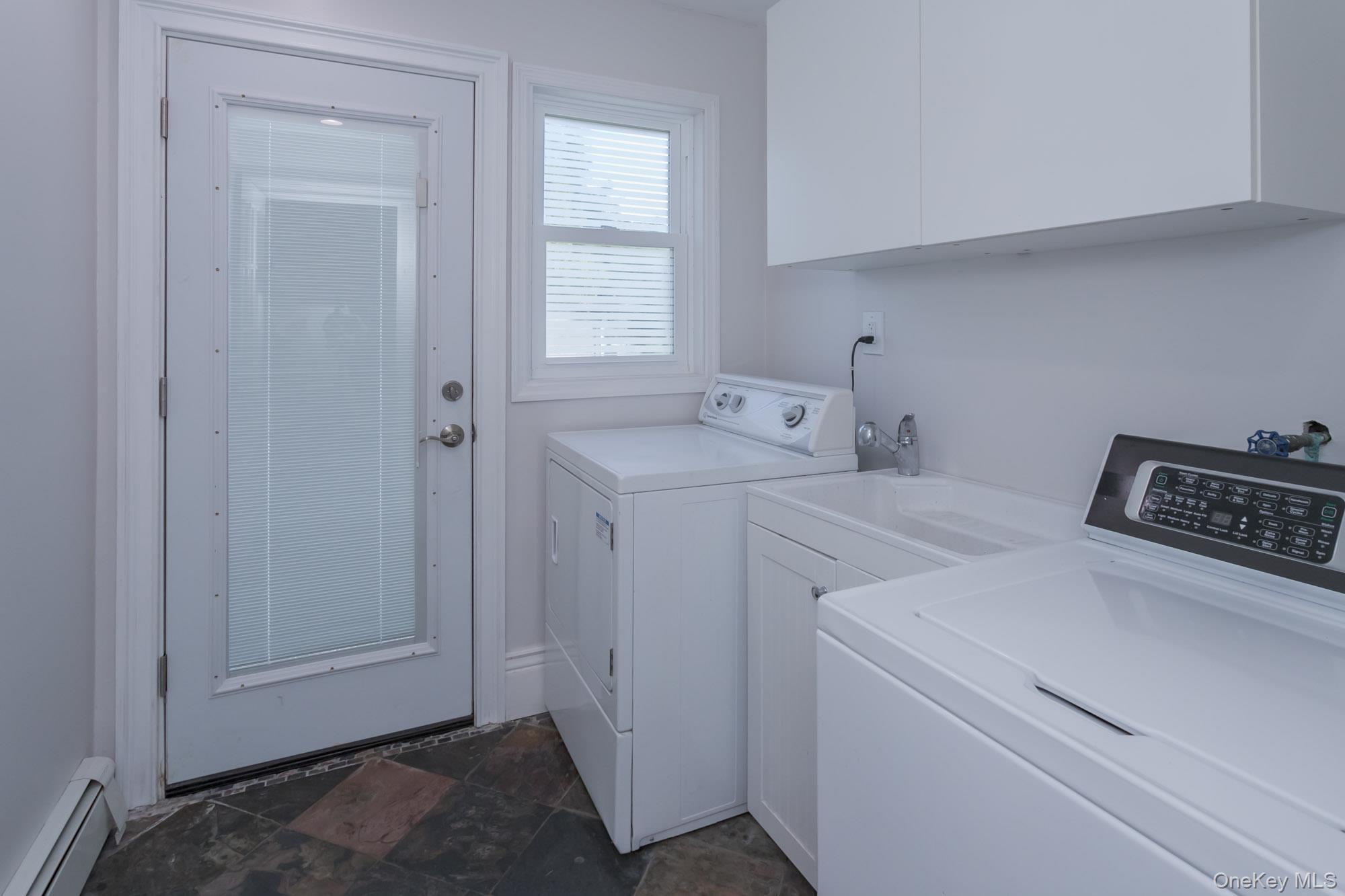 12 Midland Avenue Property Photo 16