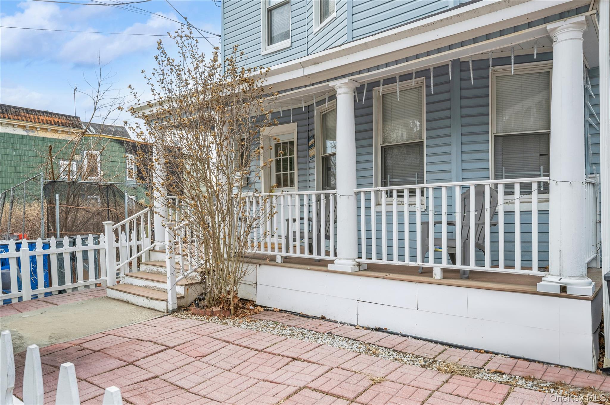 785 Warburton Avenue Property Photo 2