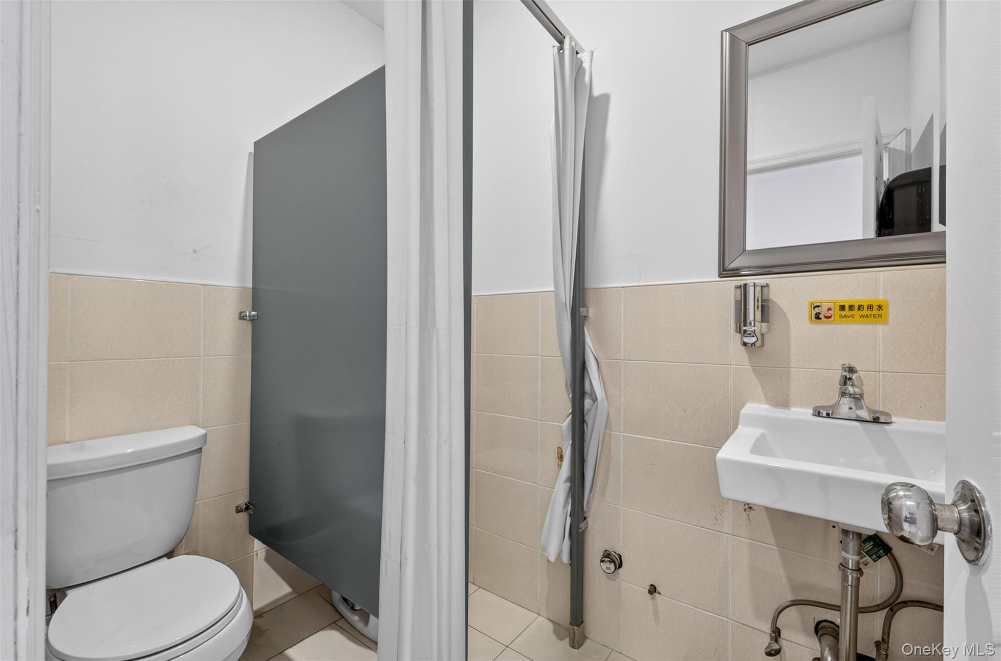 82-20 Britton Avenue Property Photo 11