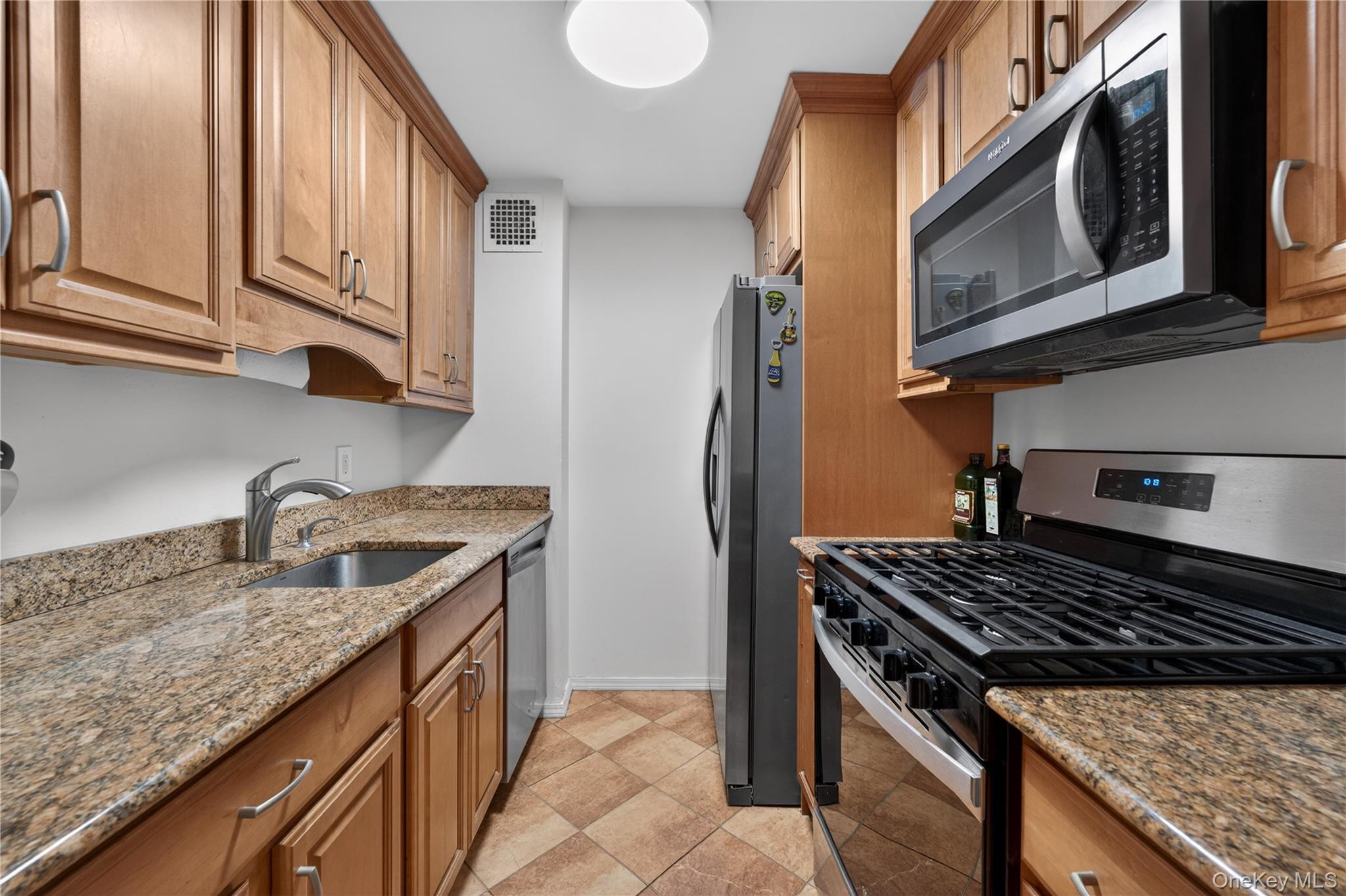 100 Clinton Avenue 3c Property Photo 4