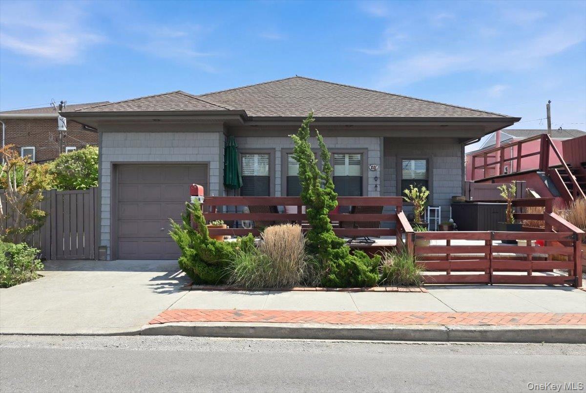 18 Clark Street Property Photo 1