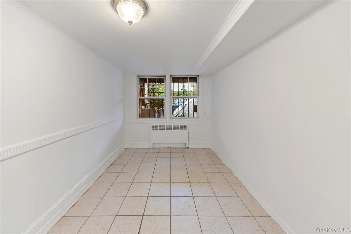2323 Powell Avenue Property Photo 24