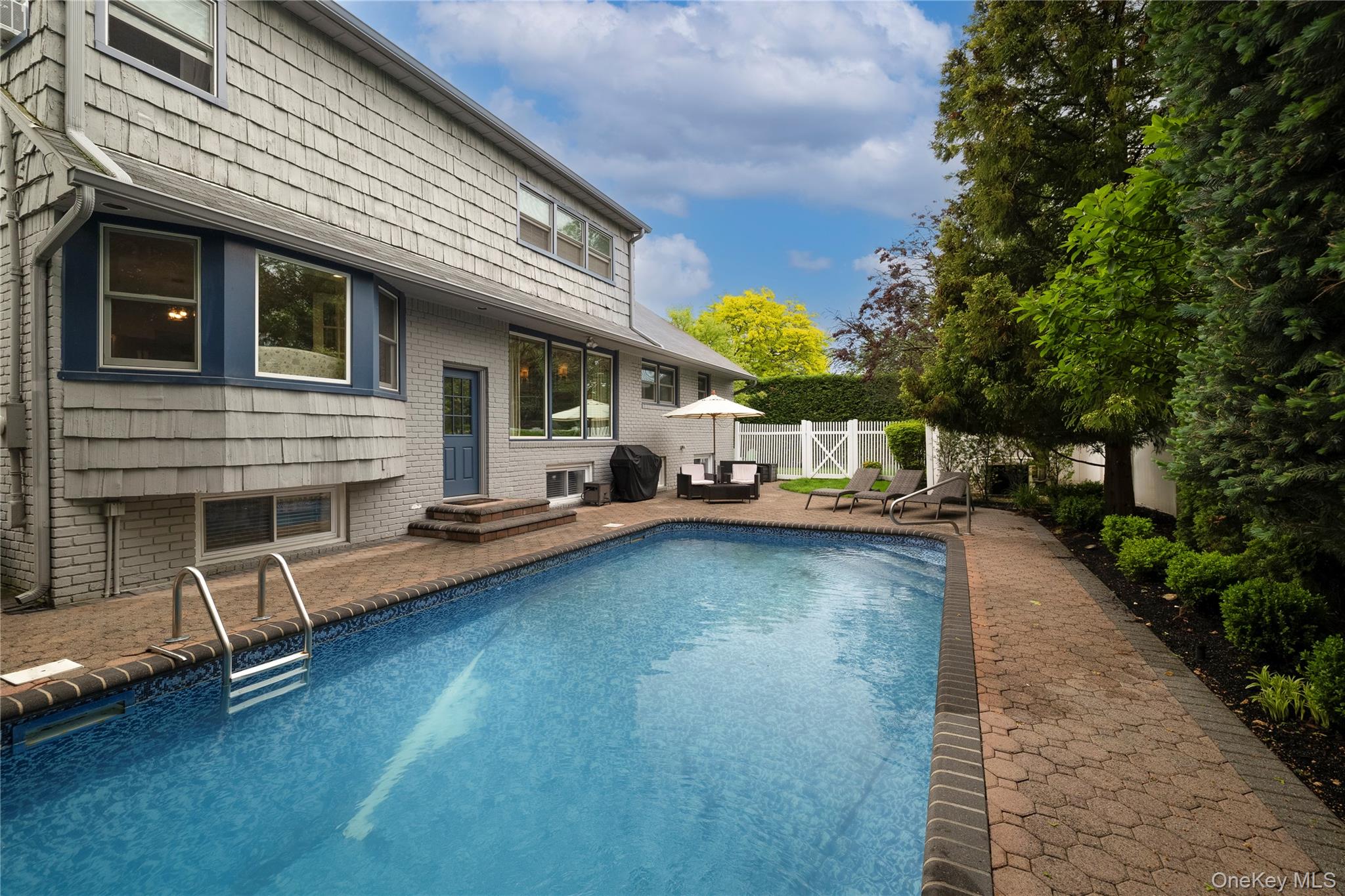 6 Blenheim Court Property Photo 4
