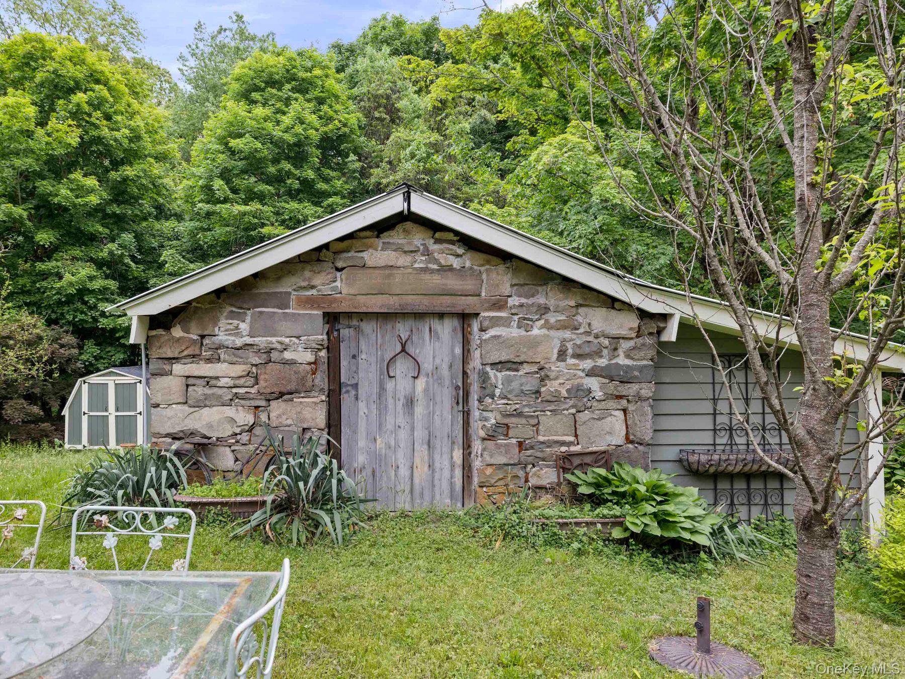 80 S Ohioville Road Property Photo 37