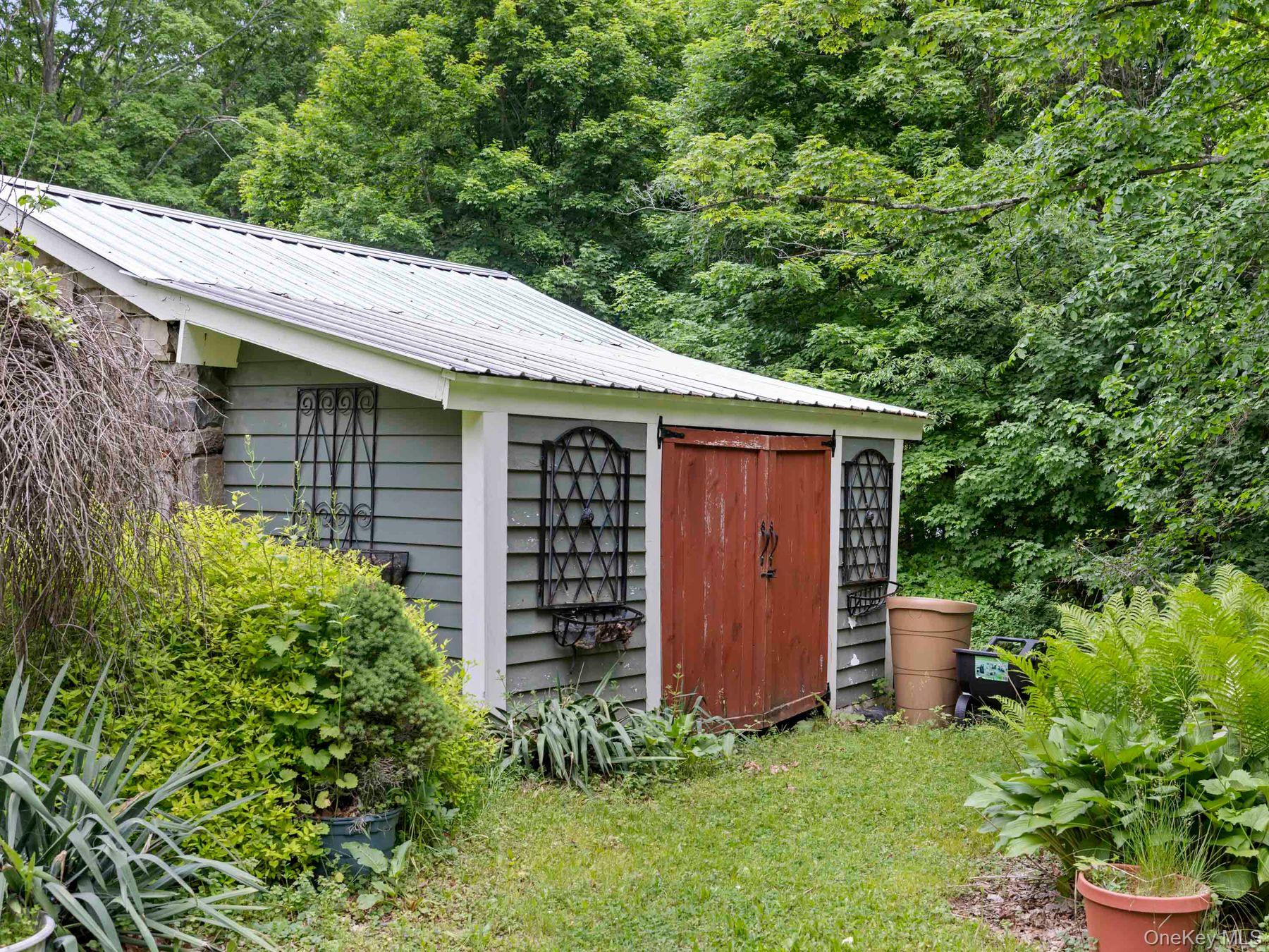 80 S Ohioville Road Property Photo 40