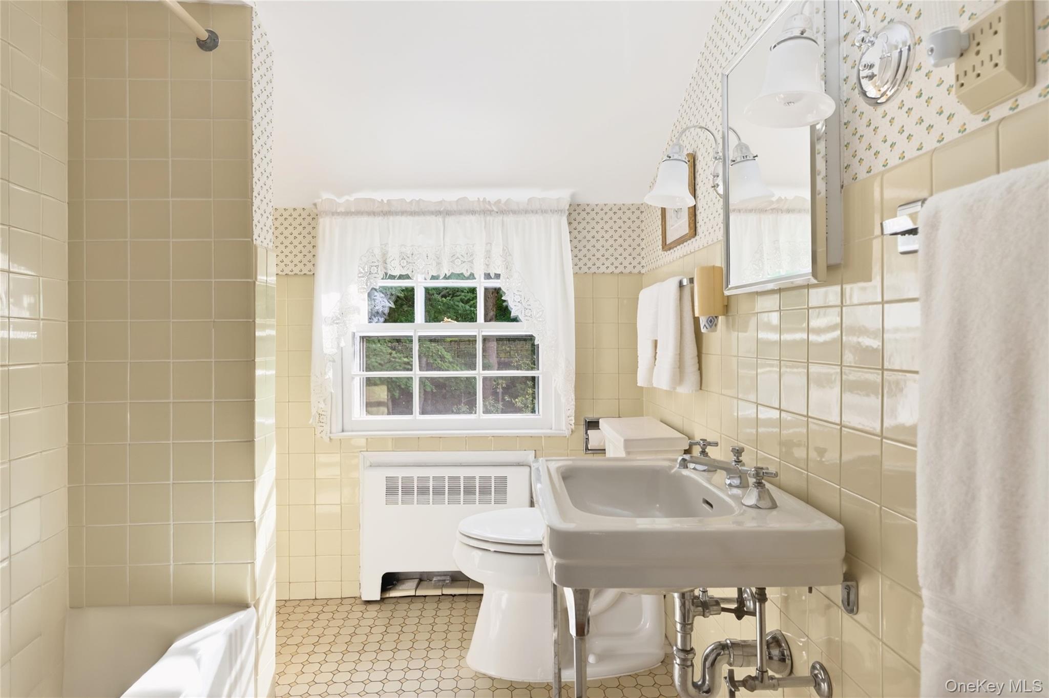 33 Oliphant Avenue Property Photo 35