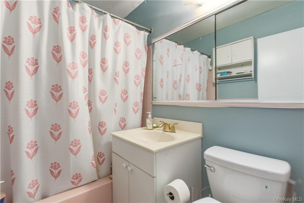 700 Shore Road 2a Property Photo 15