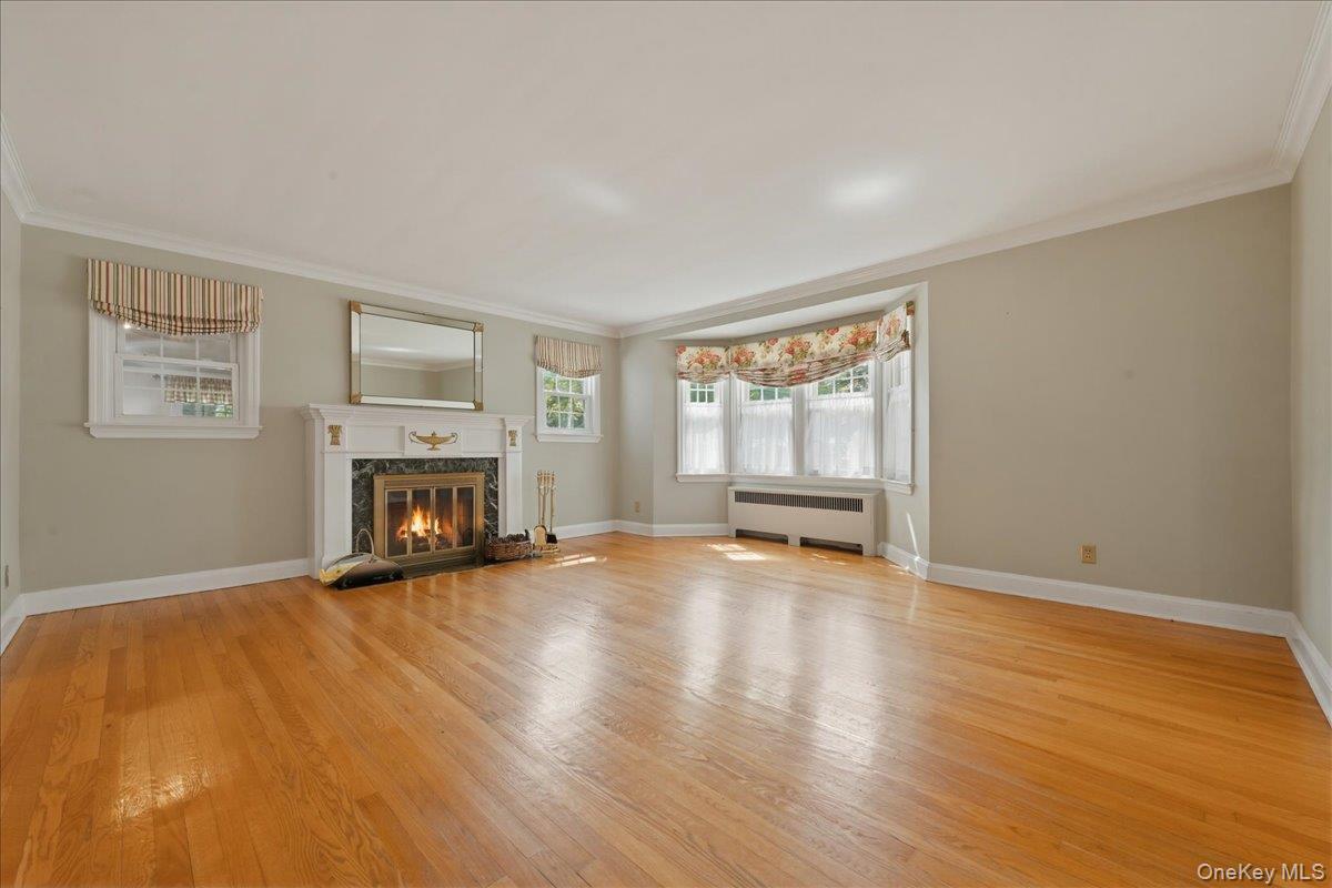 225 Crocus Avenue Property Photo 4