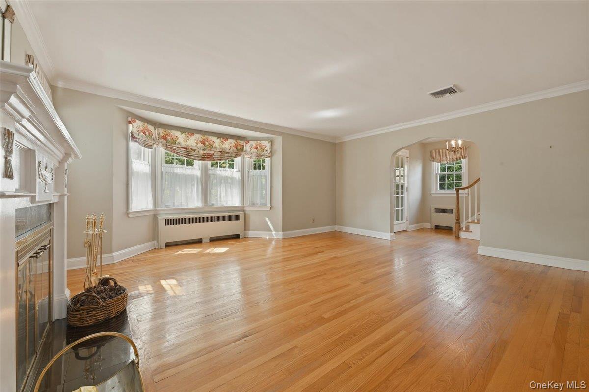 225 Crocus Avenue Property Photo 6