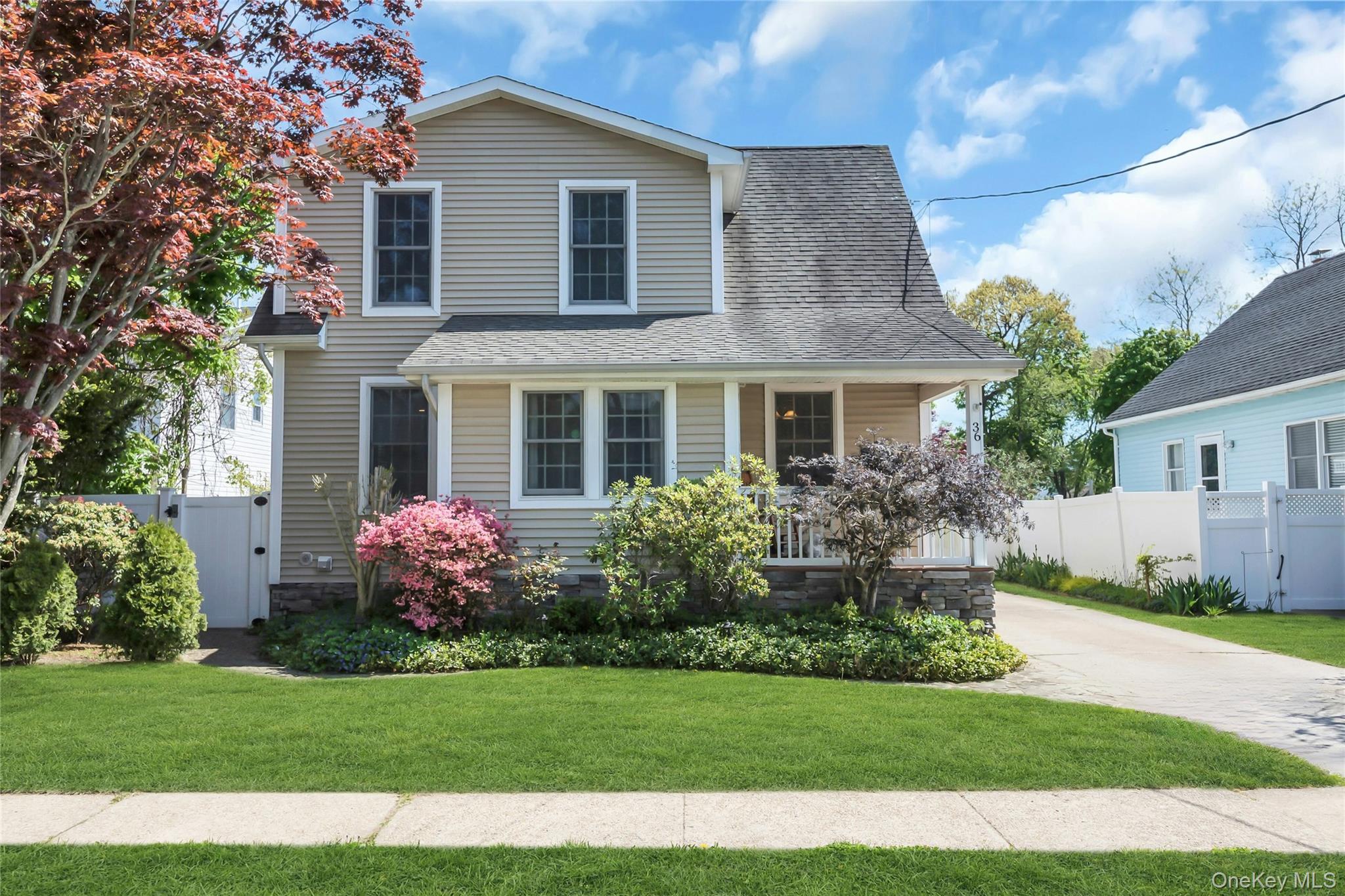 36 Richard Avenue Property Photo 2