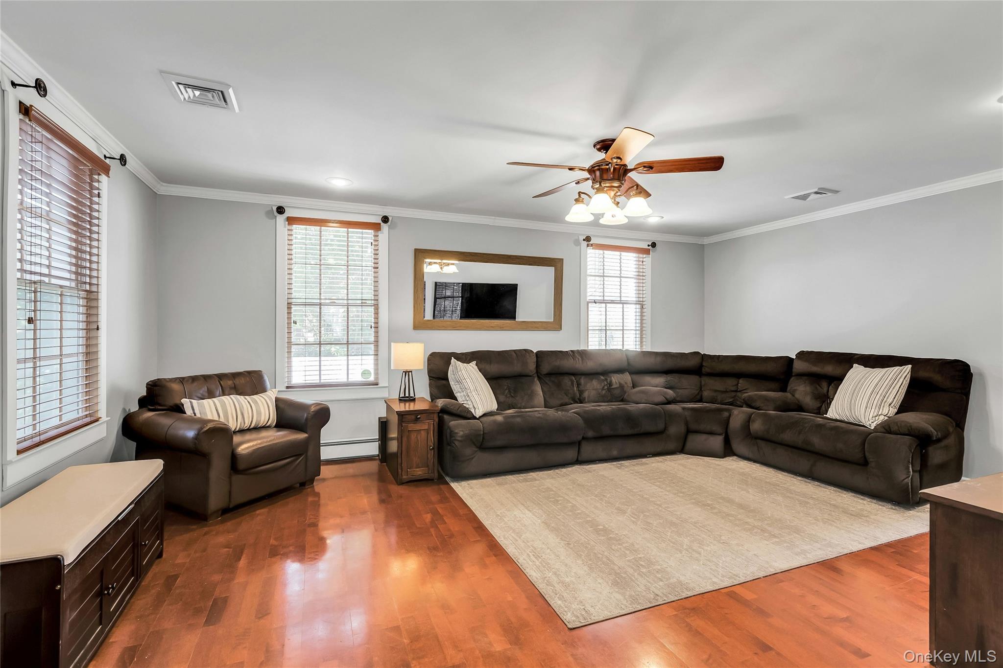 36 Richard Avenue Property Photo 6