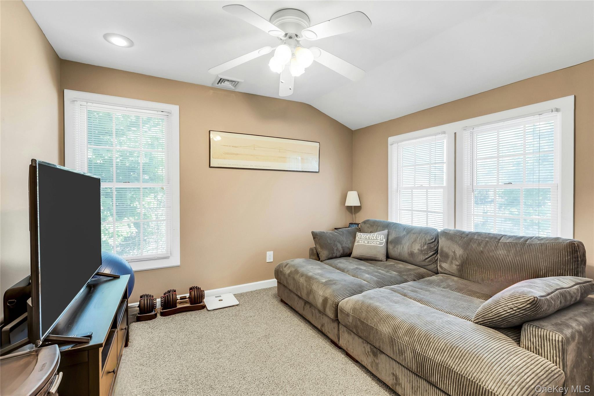36 Richard Avenue Property Photo 18