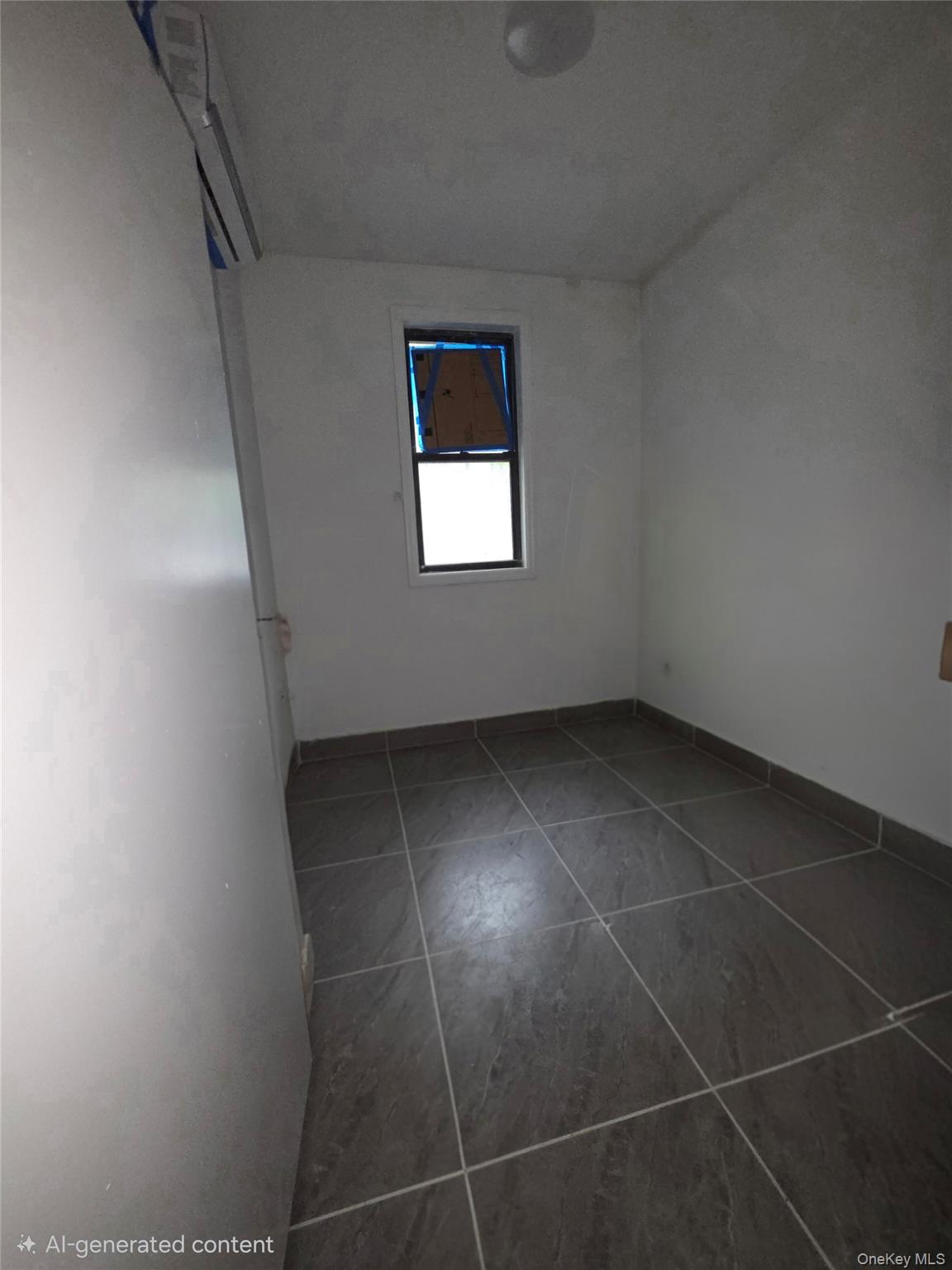 810 E 165th Street Property Photo 3