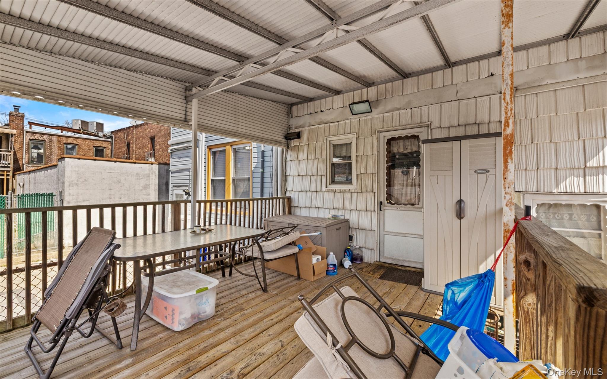 1726 E 48th Street Property Photo 16