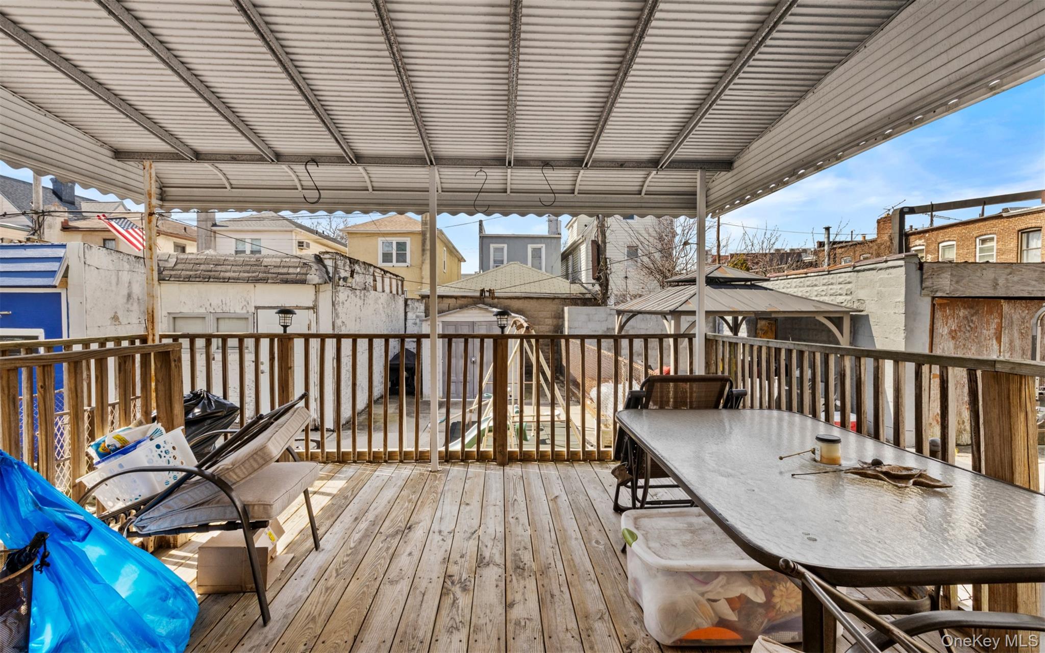 1726 E 48th Street Property Photo 17
