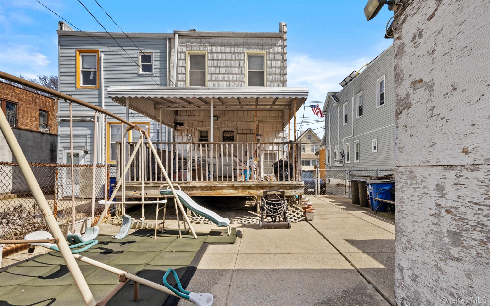 1726 E 48th Street Property Photo 19