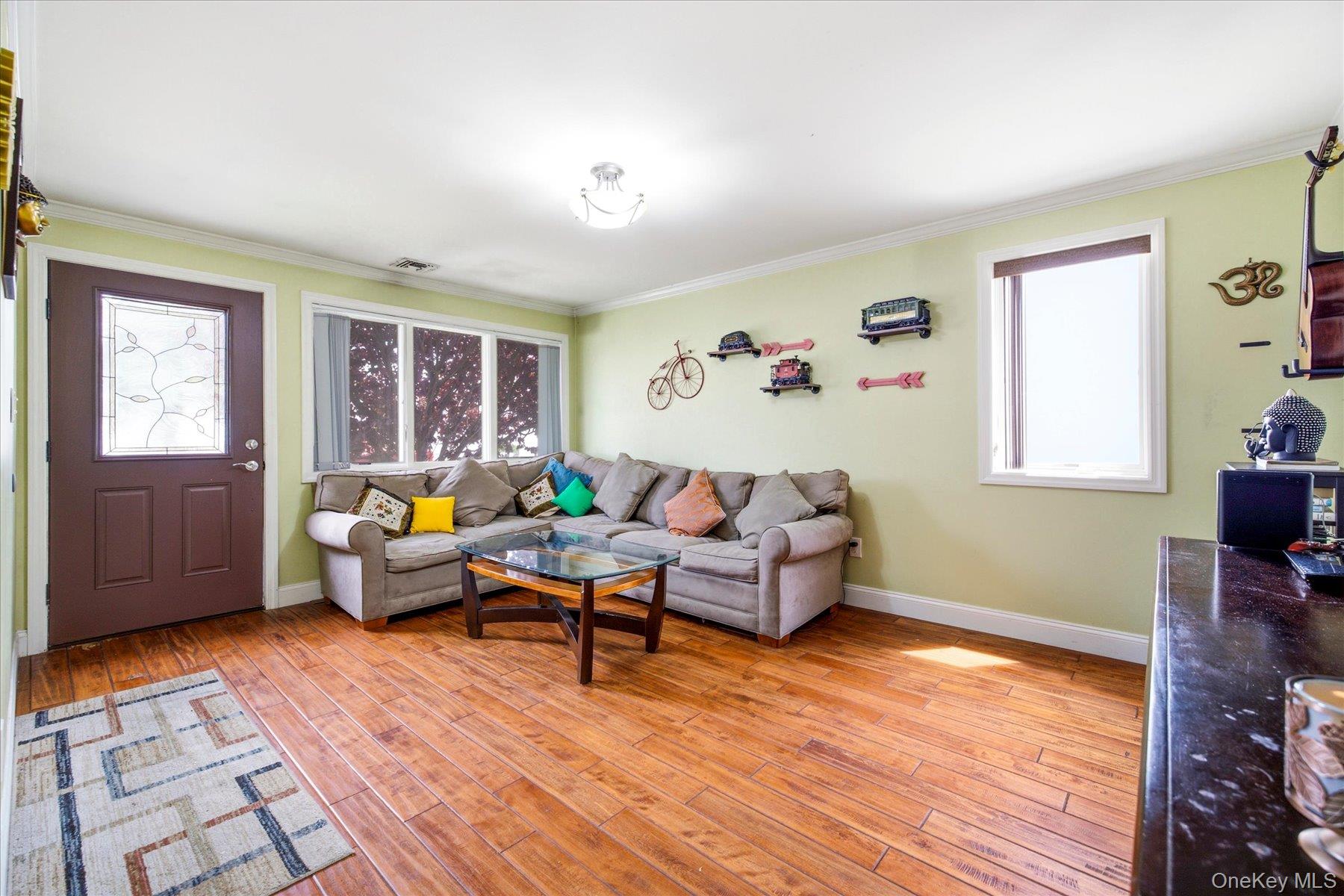 3108 Royal Avenue Property Photo 4