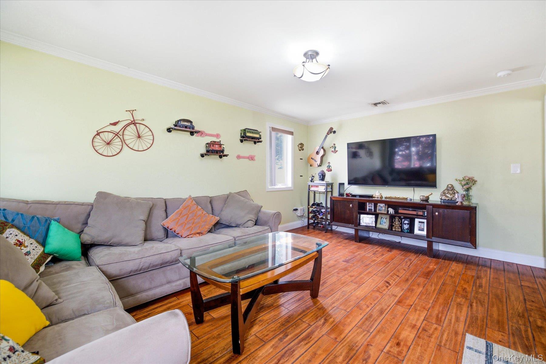 3108 Royal Avenue Property Photo 5