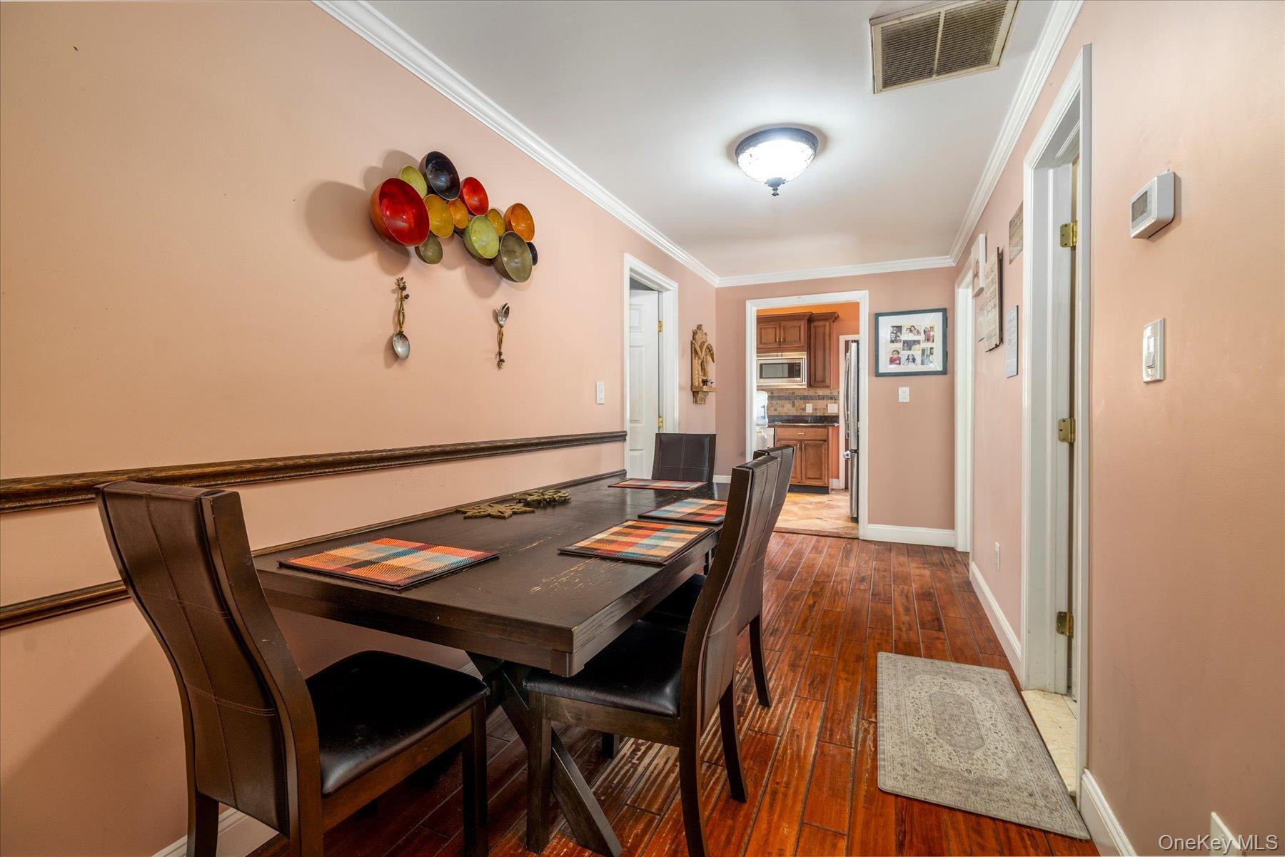 3108 Royal Avenue Property Photo 6