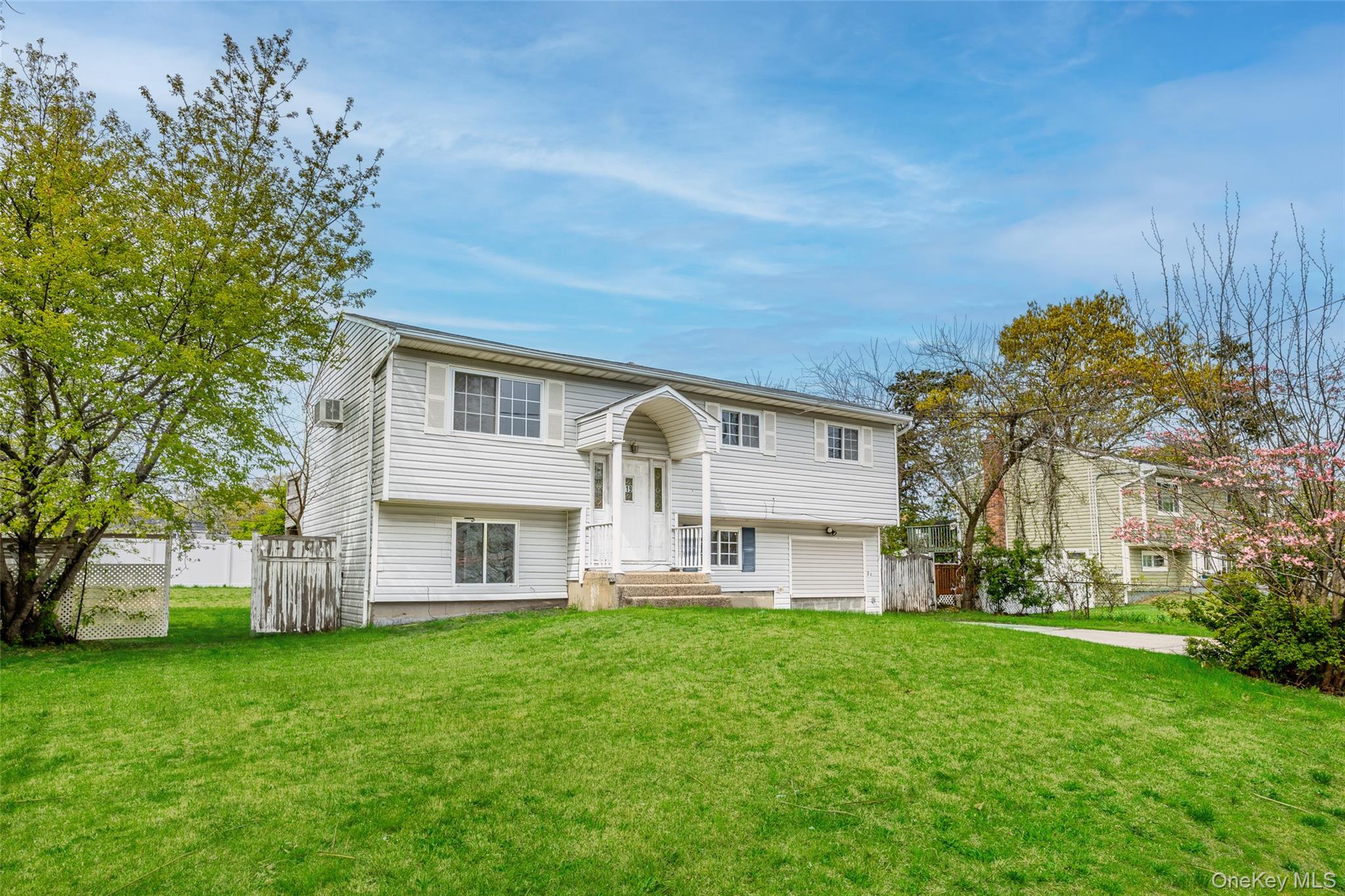 19 Liberty Avenue Property Photo 1
