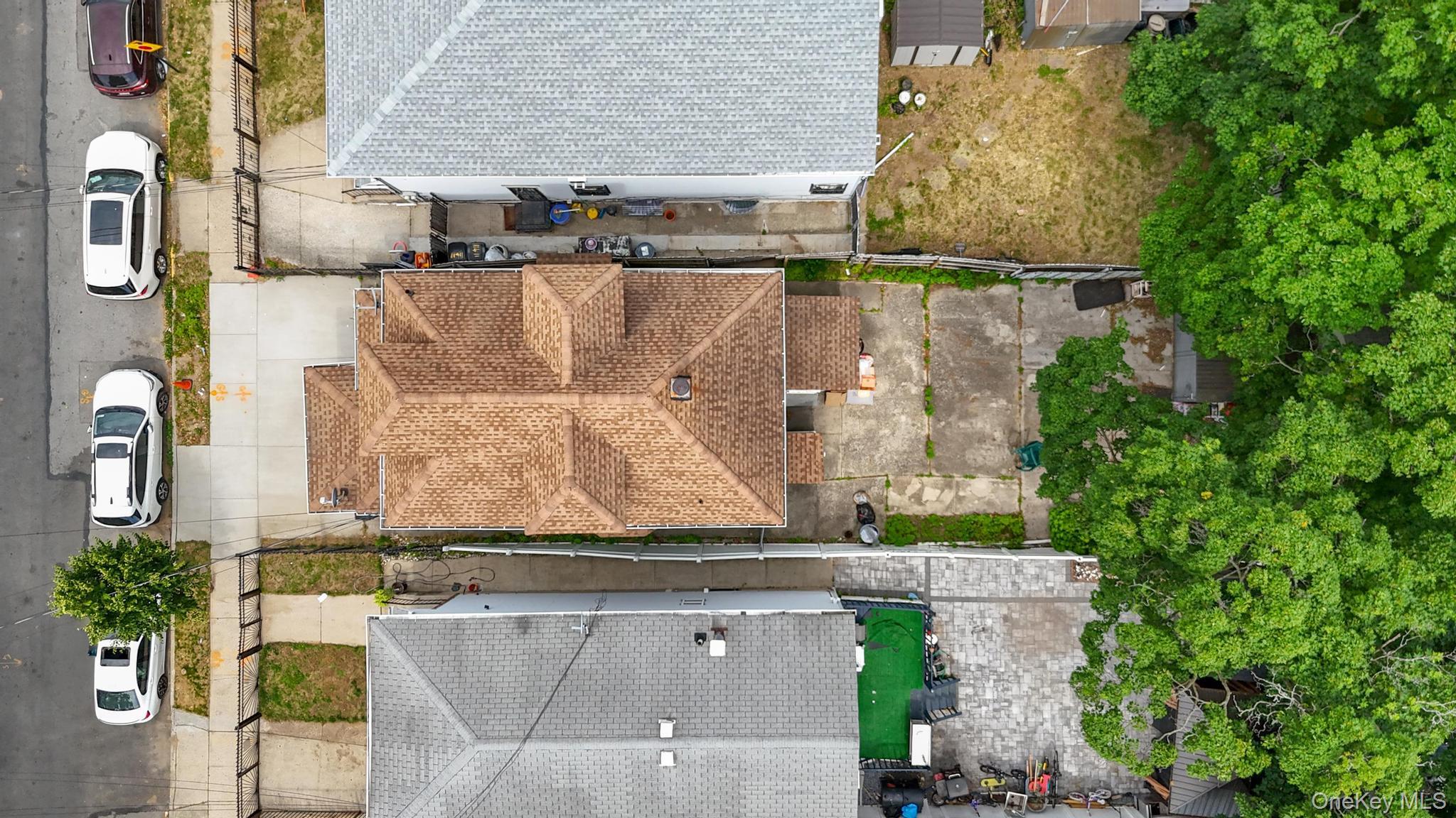 11417 159th Street Property Photo 8