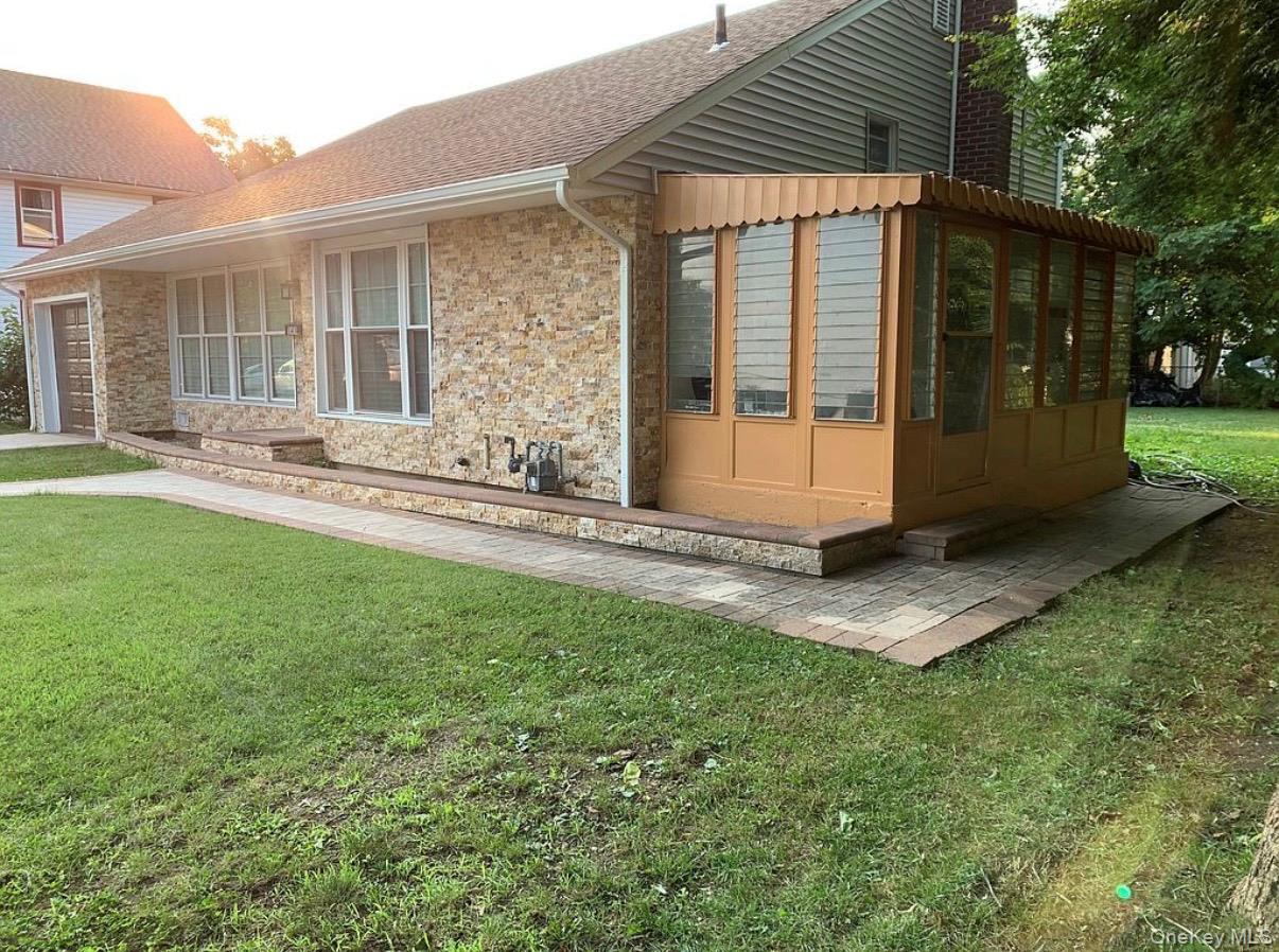 143 E Fulton Avenue Property Photo 3