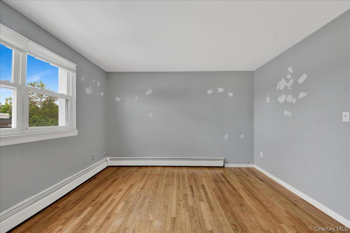 2810 Harding Avenue Property Photo 28