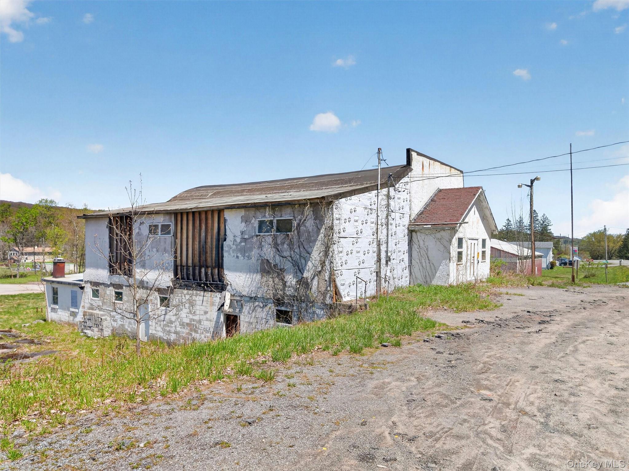 2600 State Route 52 Property Photo 3