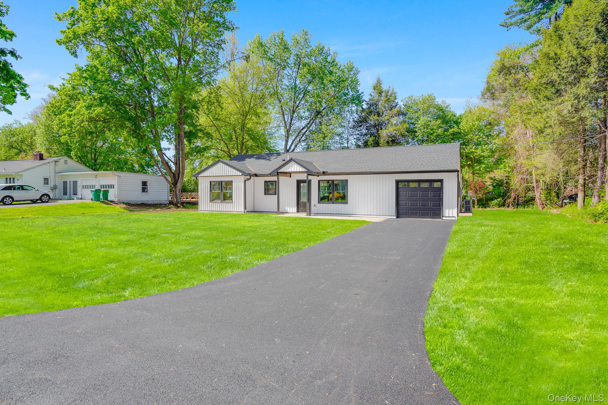 10 Rowley Road Property Photo 2
