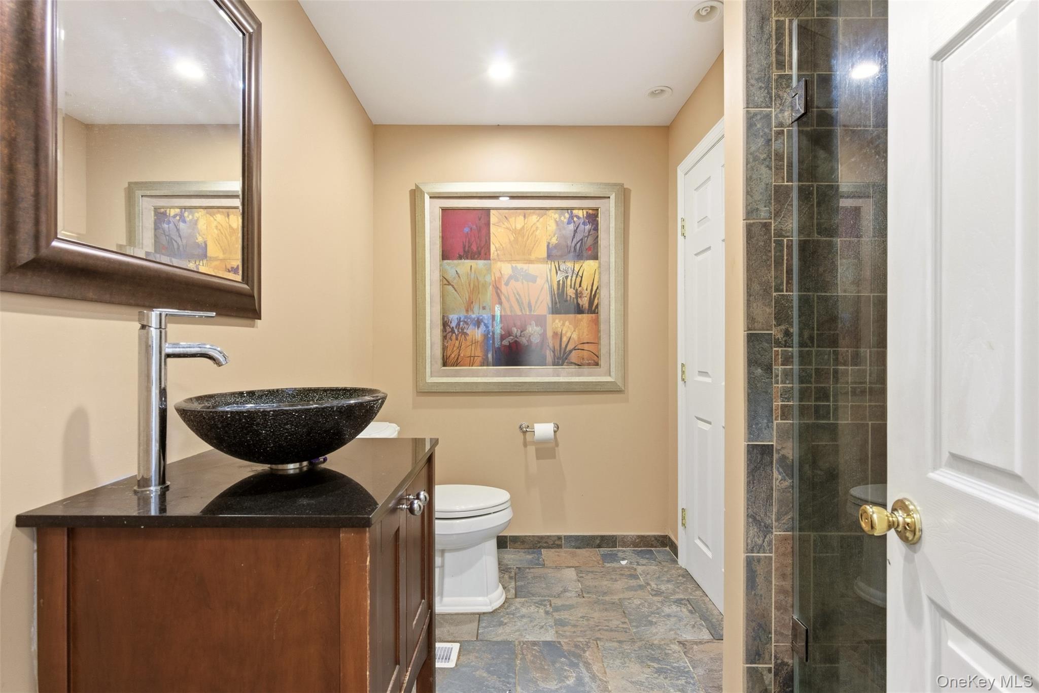 106 Vineyard Road Property Photo 8