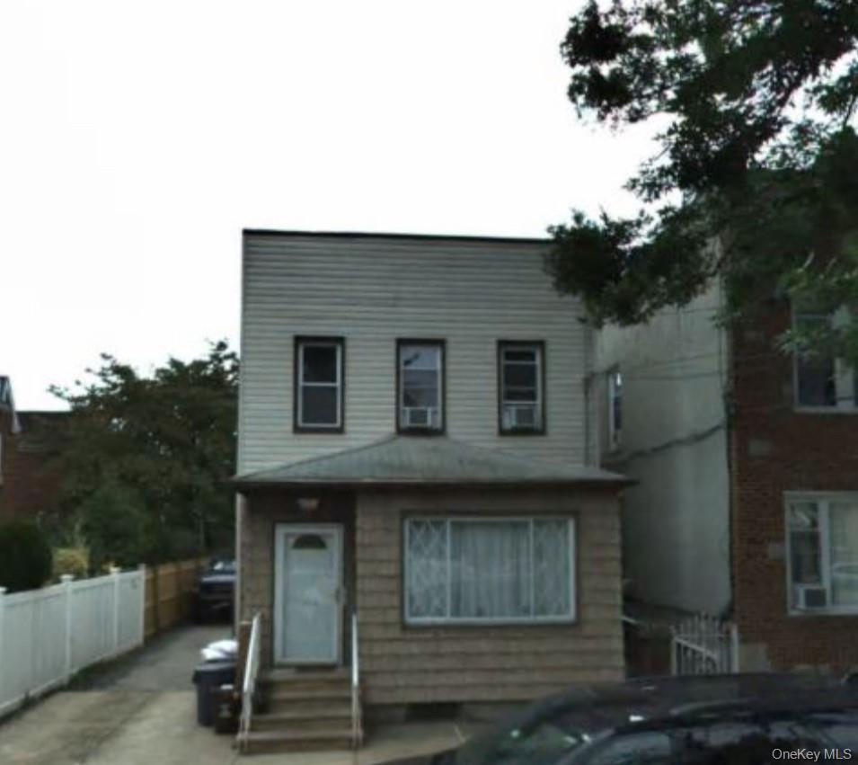 7028 73rd Street Property Photo 1