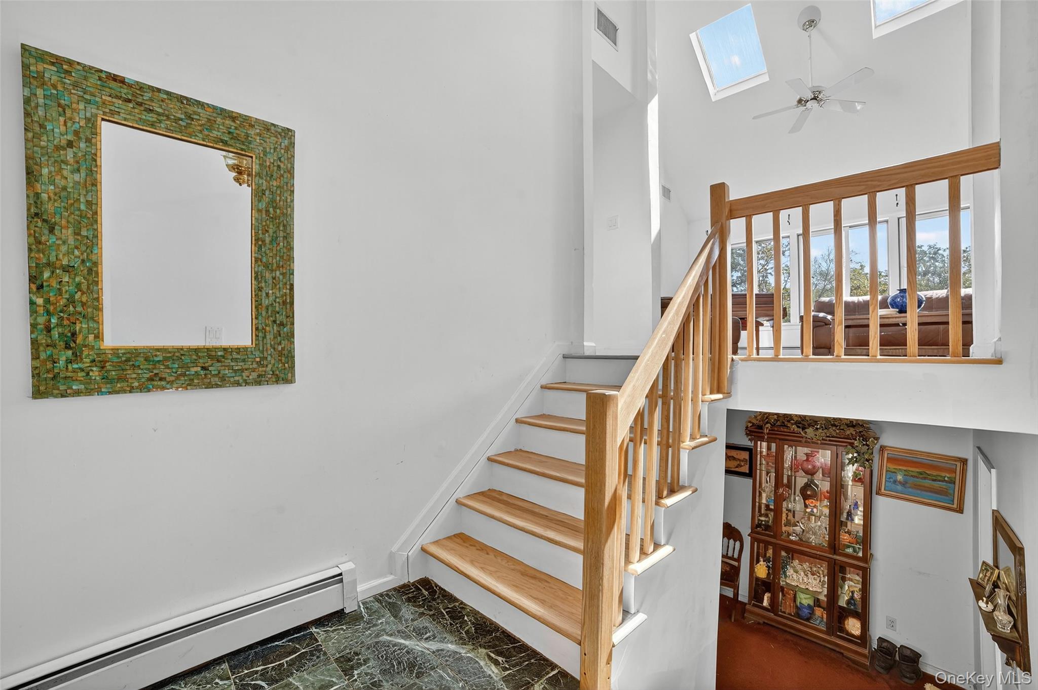 986 Cliff Avenue Property Photo 5