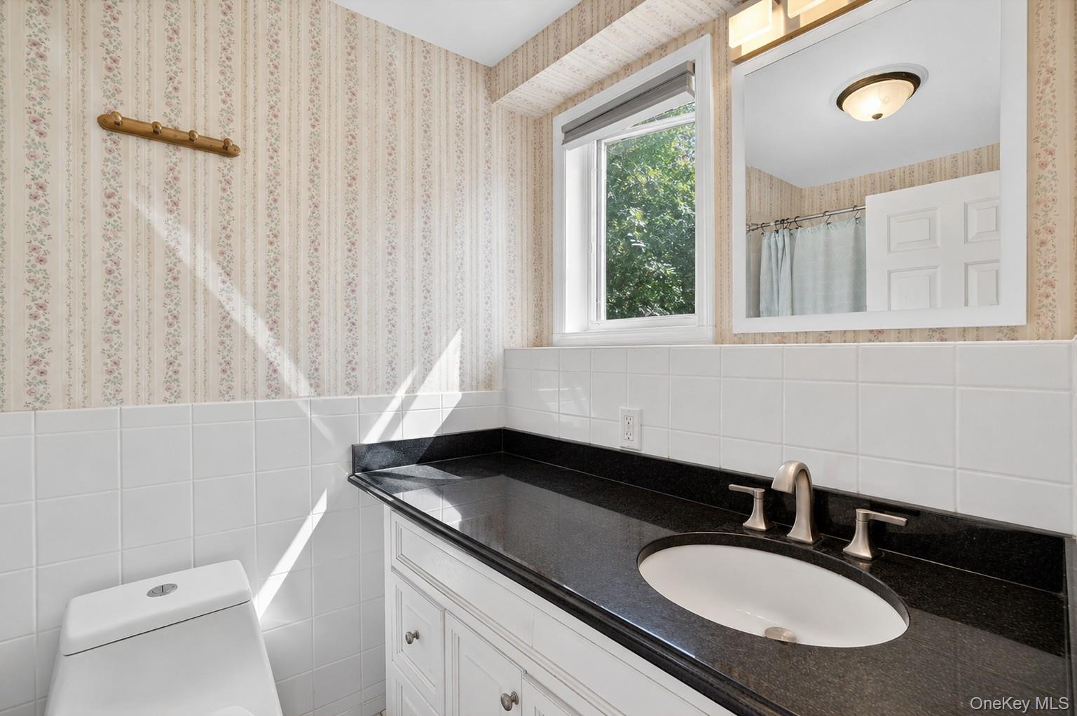 986 Cliff Avenue Property Photo 35