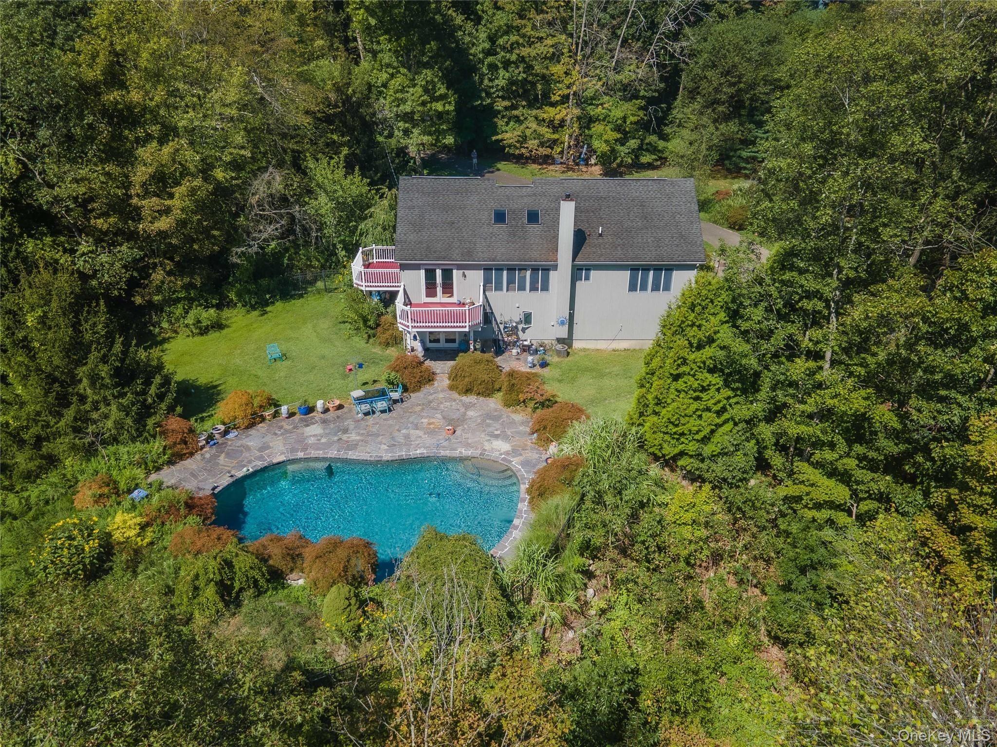 986 Cliff Avenue Property Photo 44