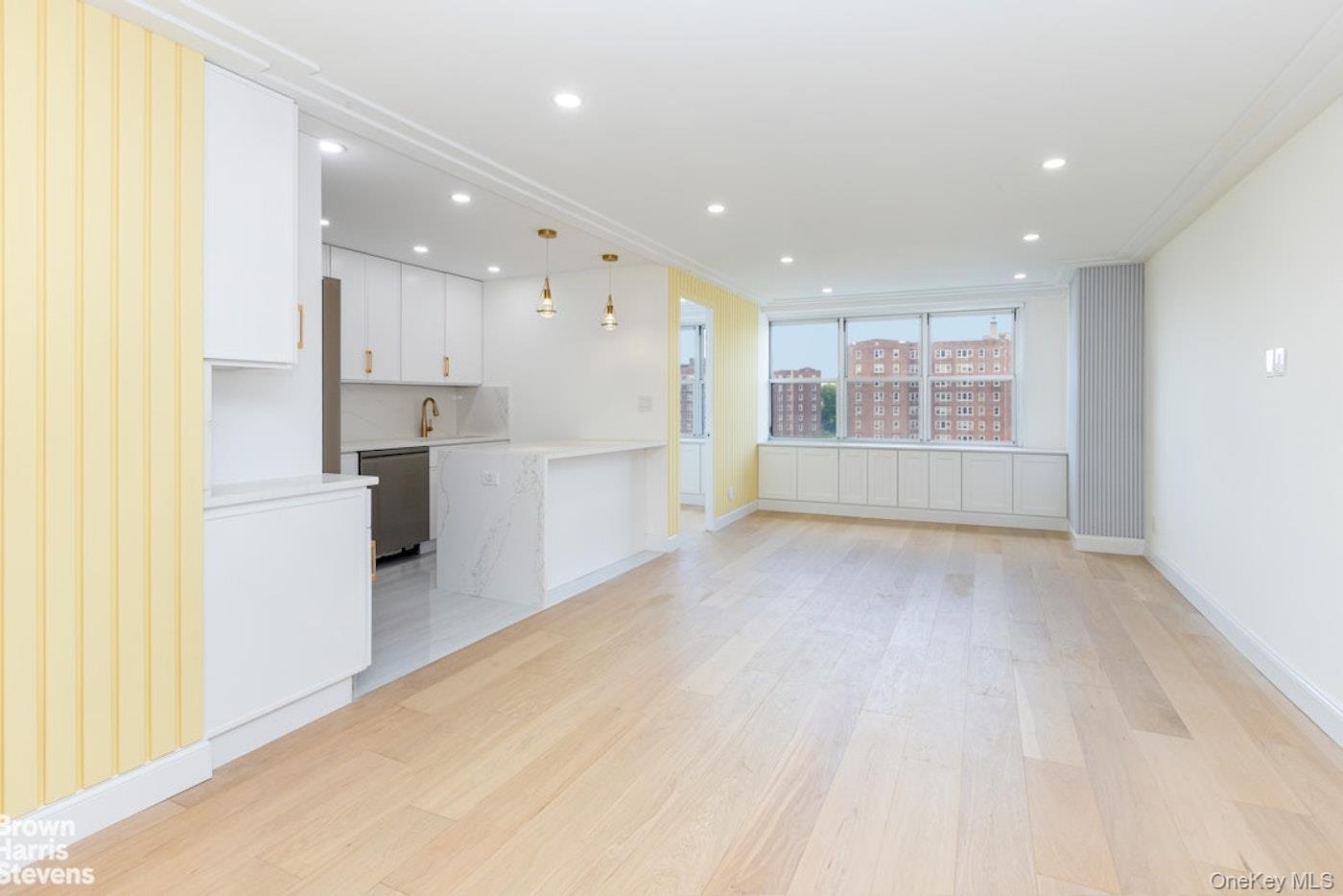 555 Kappock Street 12g Property Photo 3