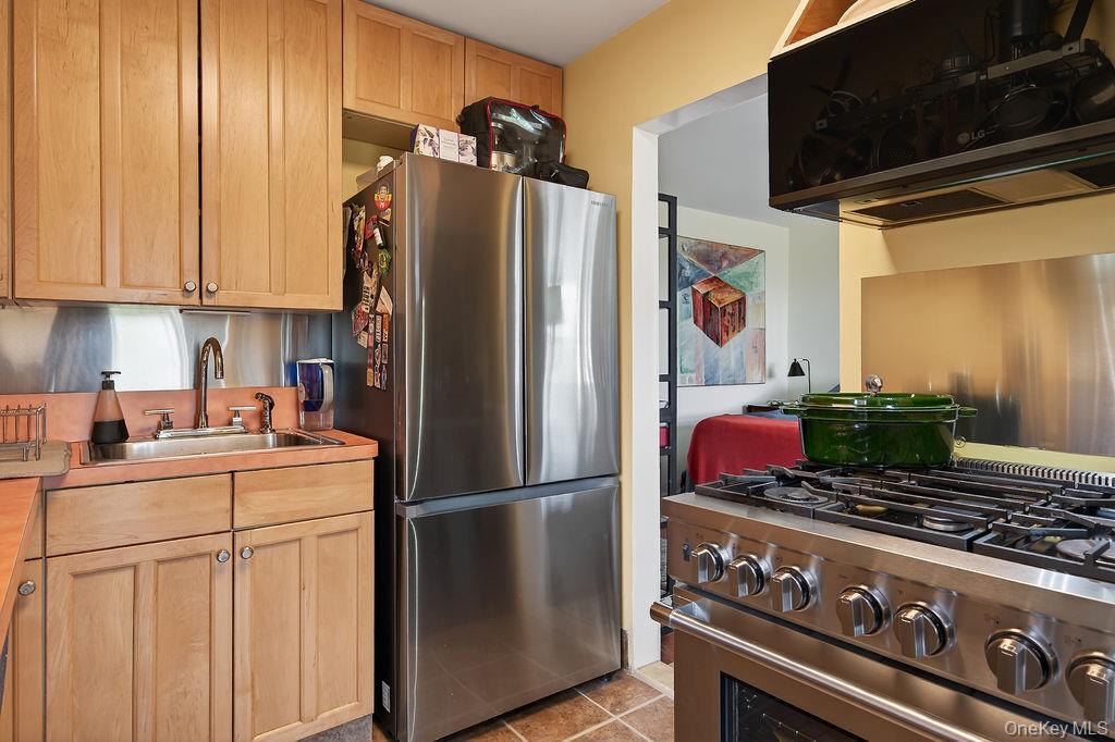 100 Dehaven Drive 512 Property Photo 15