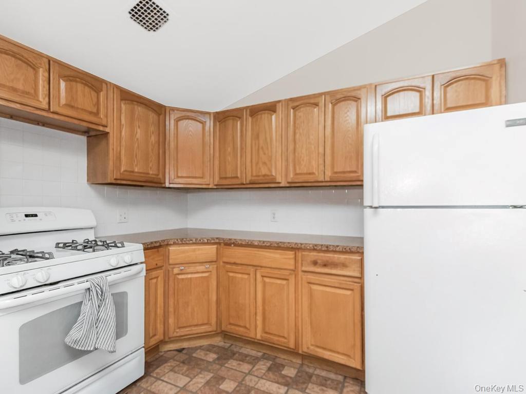 3683 Boller Avenue Property Photo 9