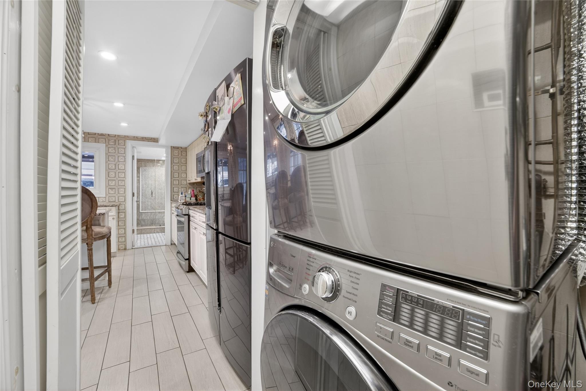 6037 69th Place Property Photo 27