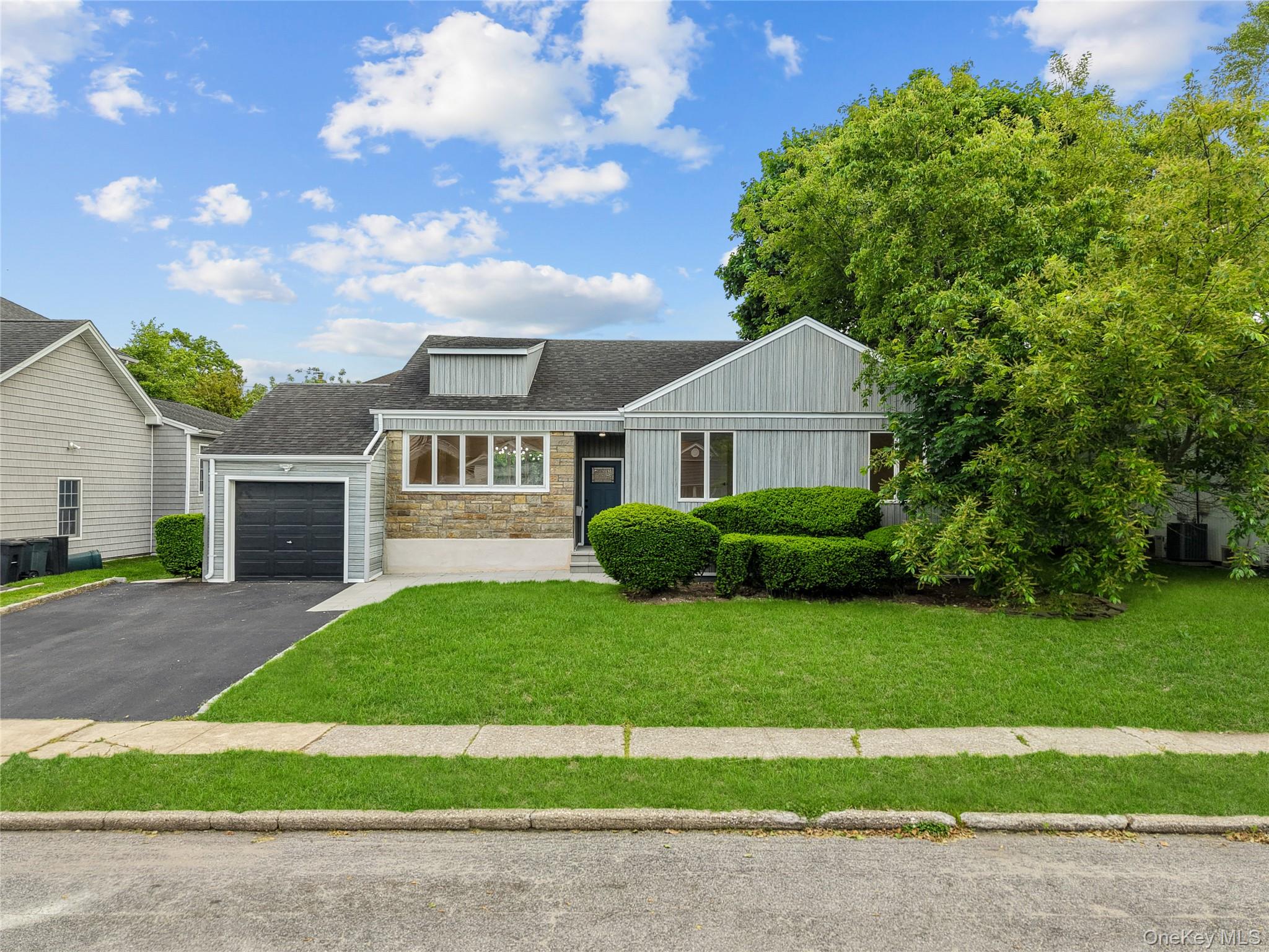 31 Cail Drive Property Photo 2