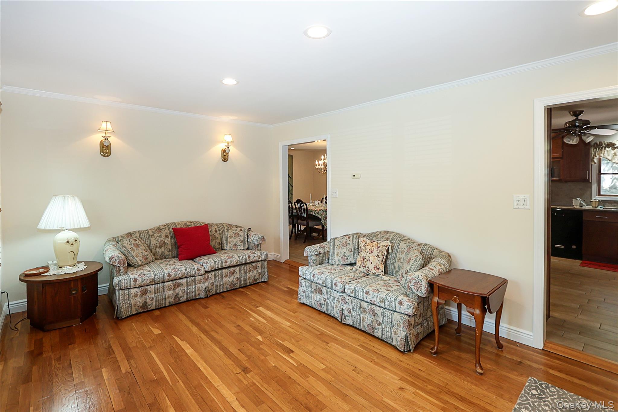 114 Hilldale Road Property Photo 2