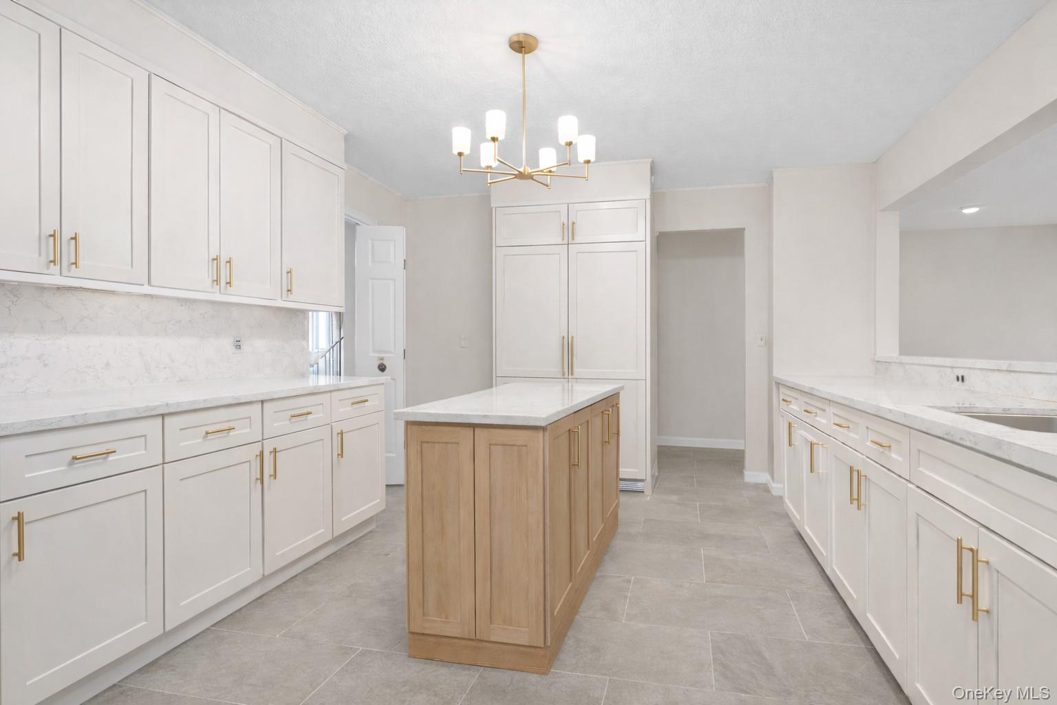 12 Violet Road Property Photo 11