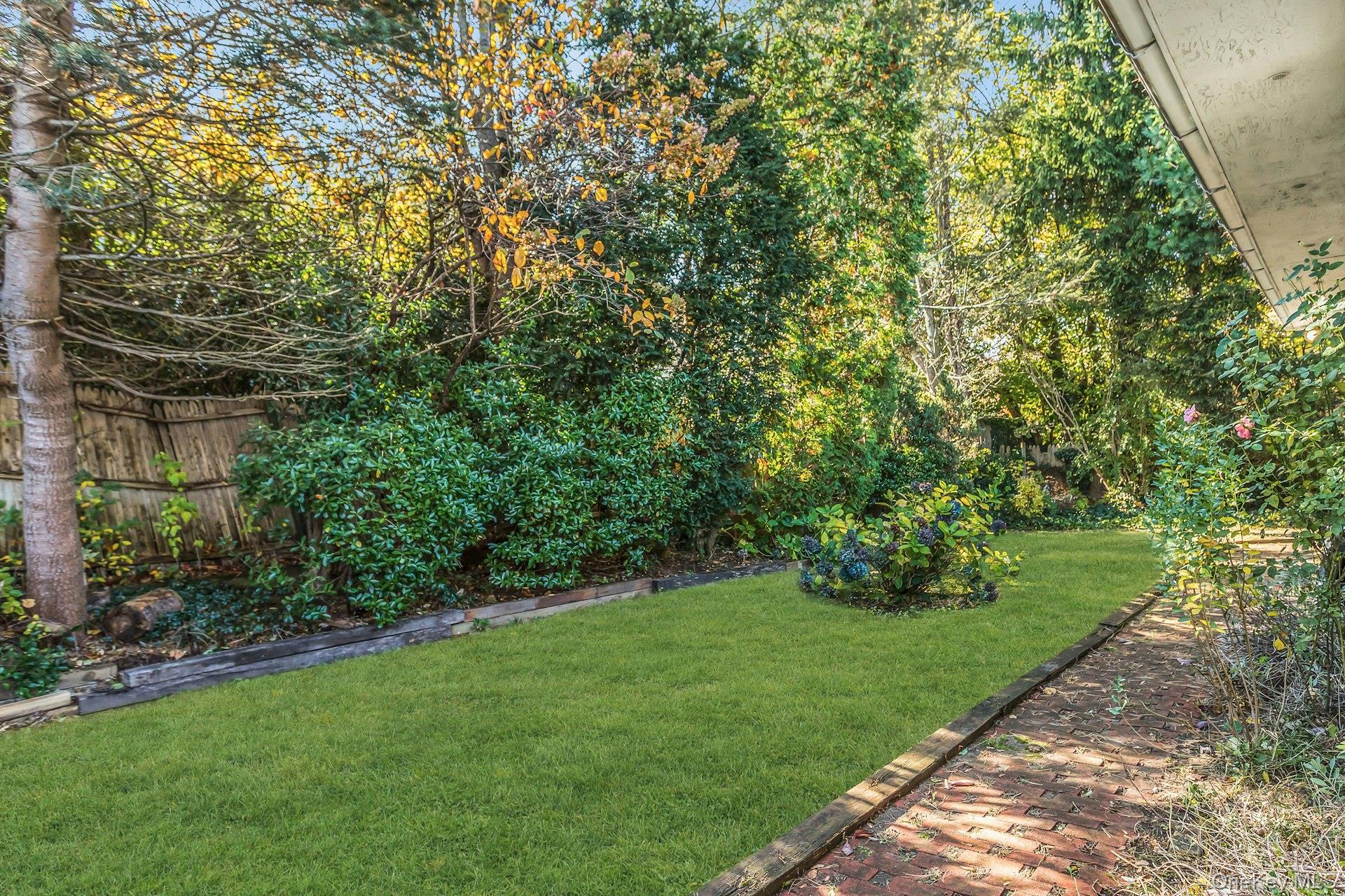 12 Violet Road Property Photo 40