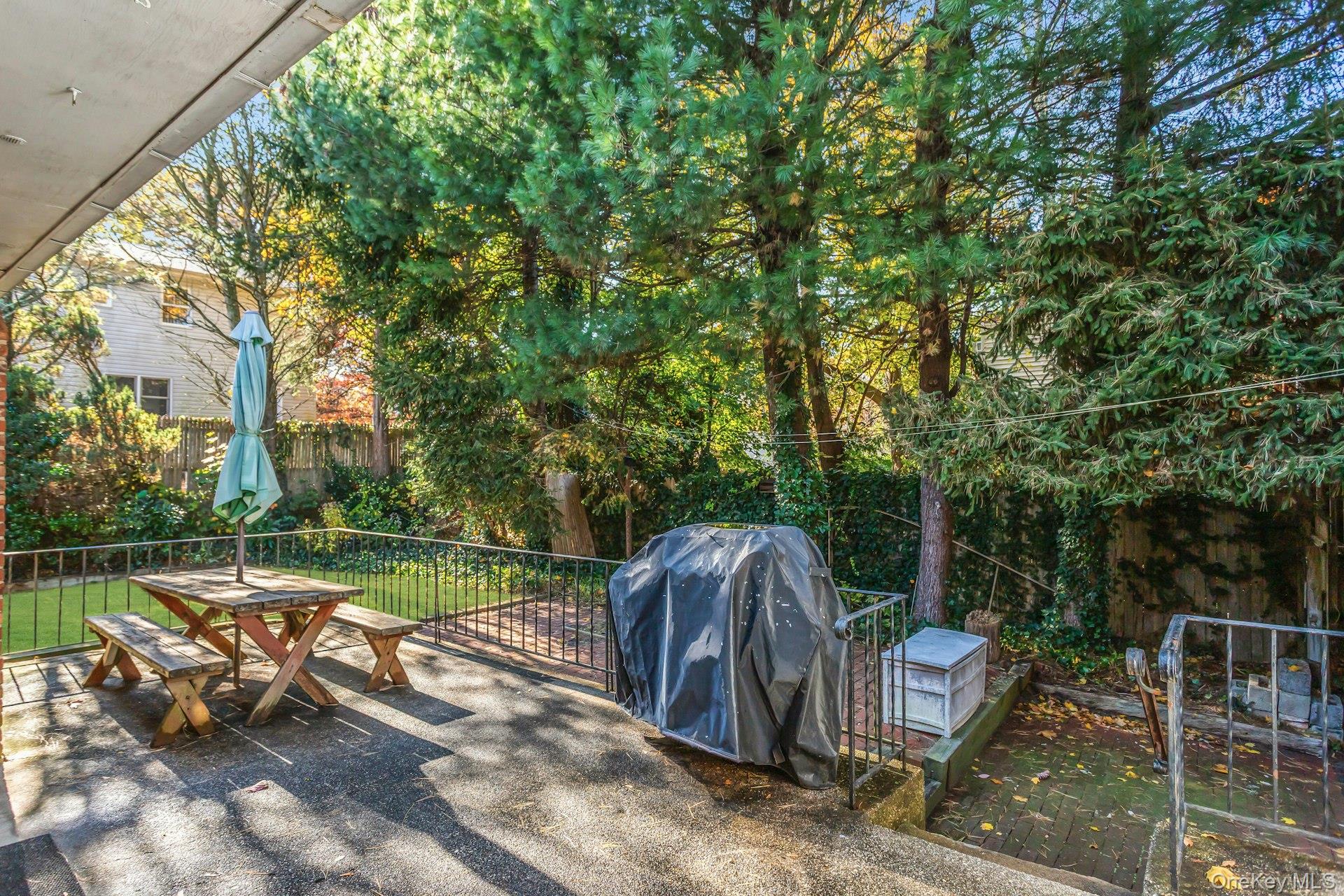 12 Violet Road Property Photo 42