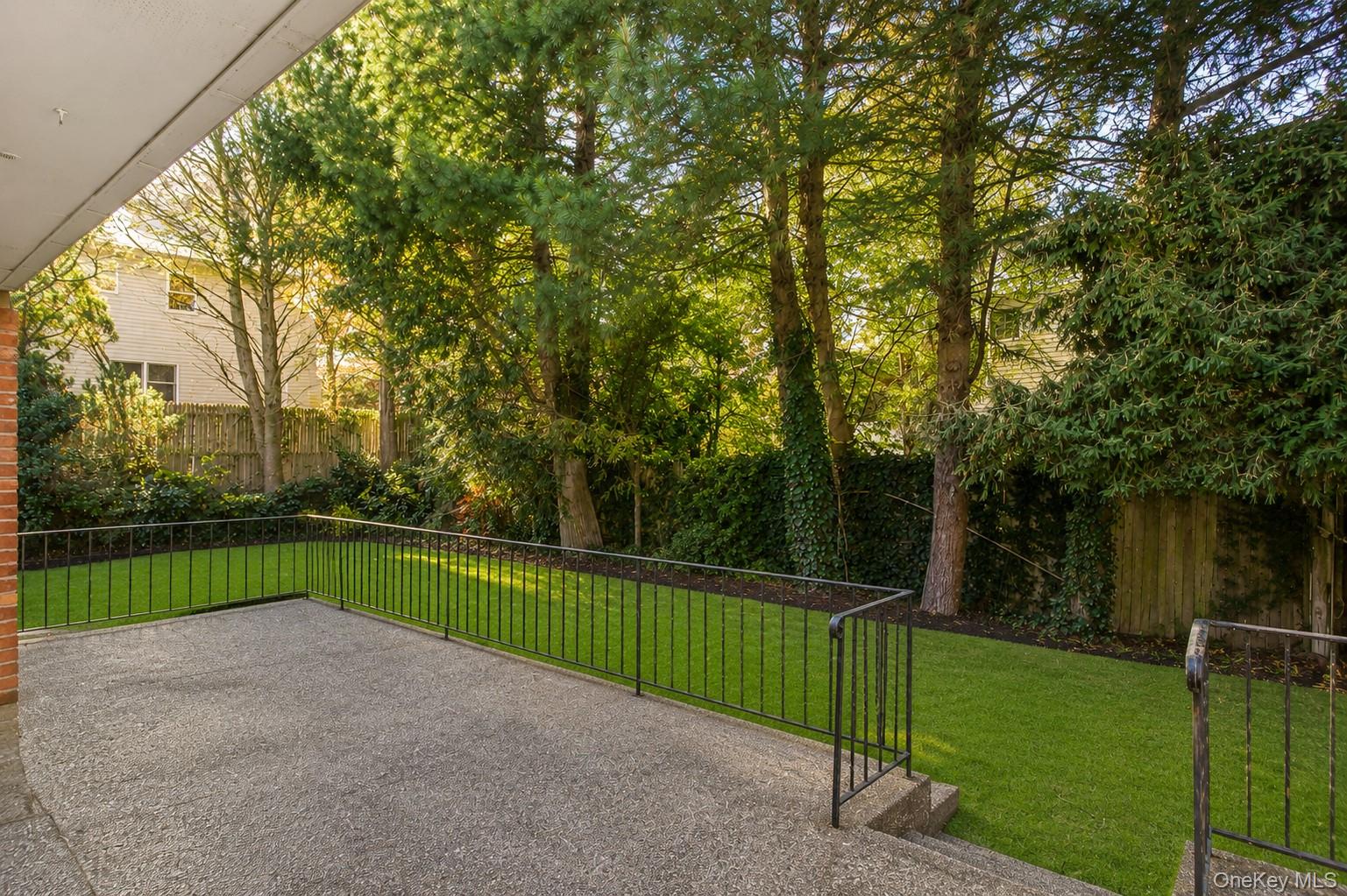 12 Violet Road Property Photo 43