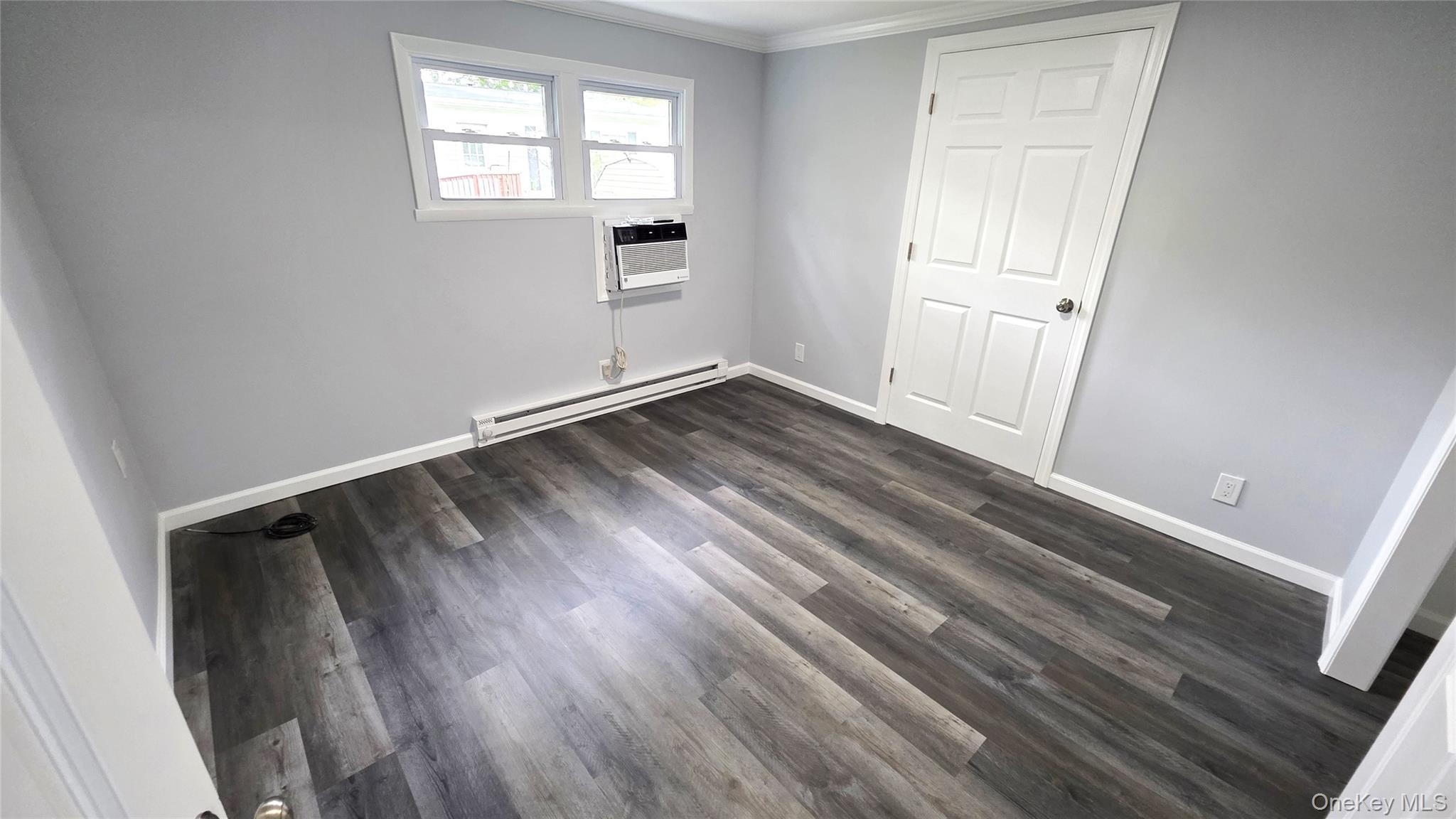 525 Riverleigh Avenue 27 Birch Property Photo 7