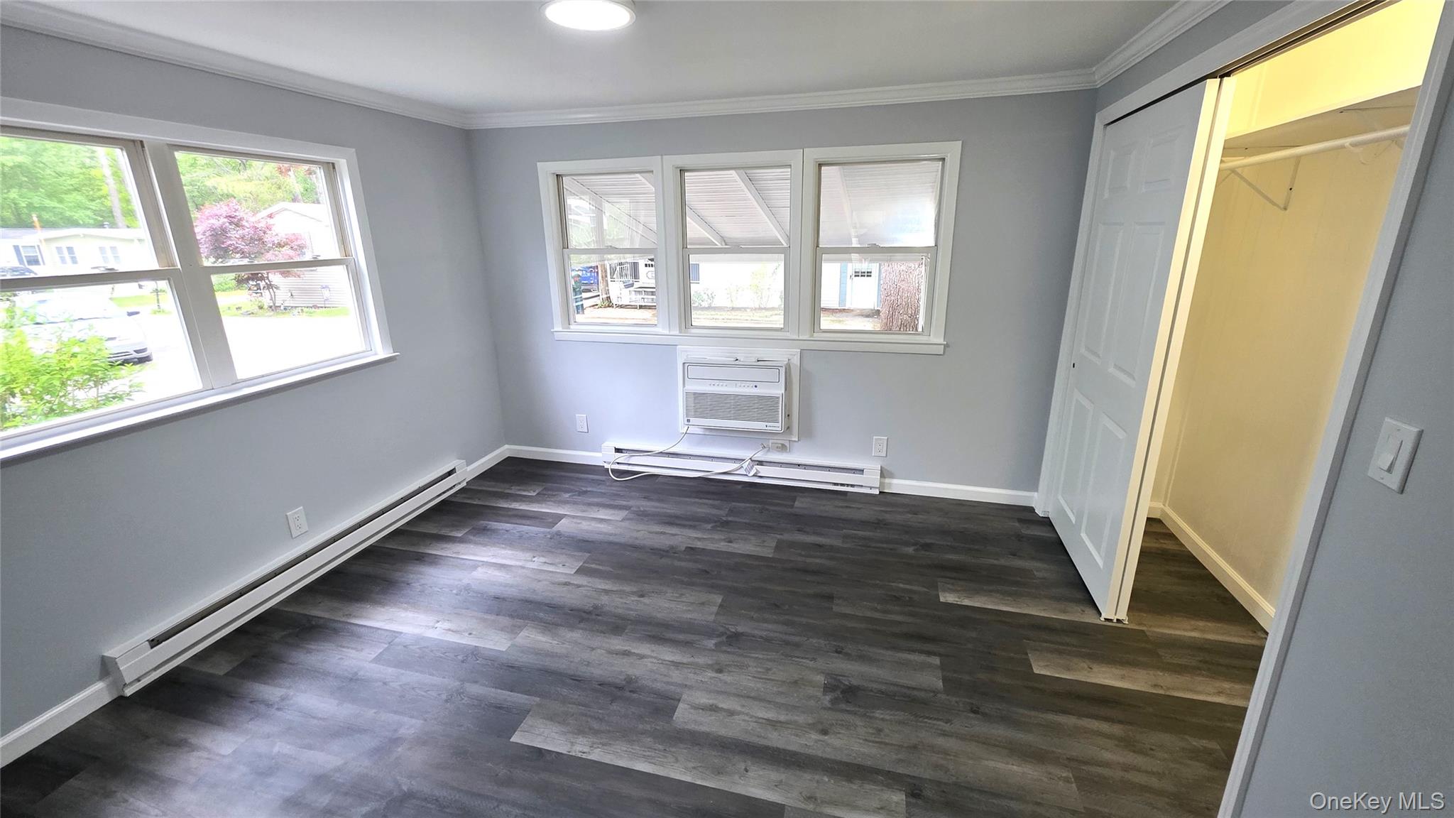 525 Riverleigh Avenue 27 Birch Property Photo 11