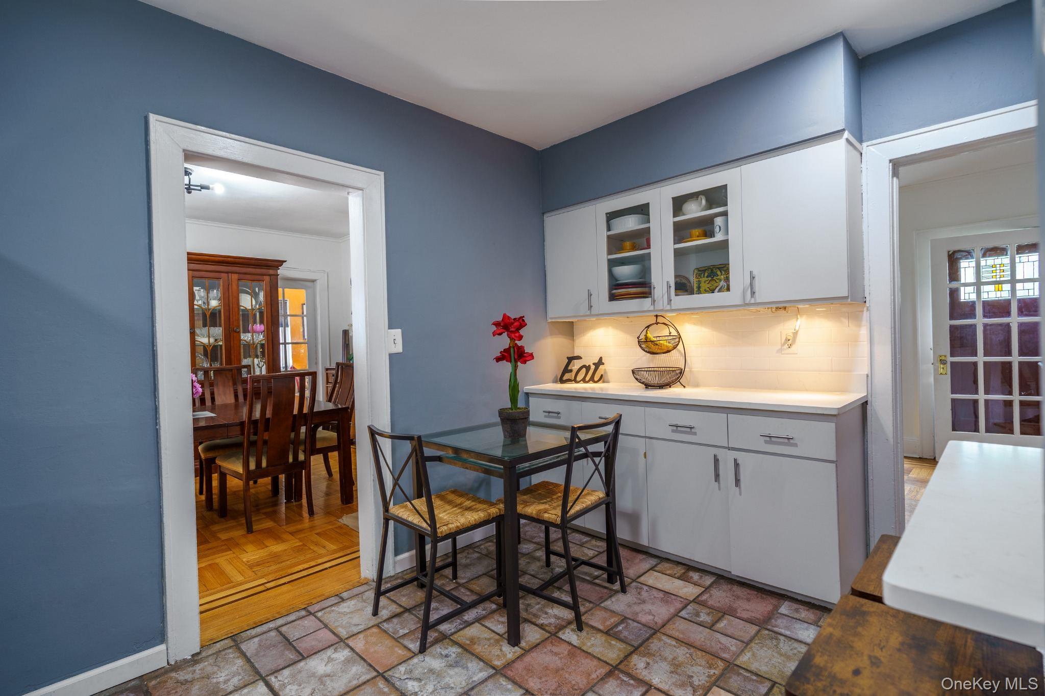 9 Esplanade Property Photo 5